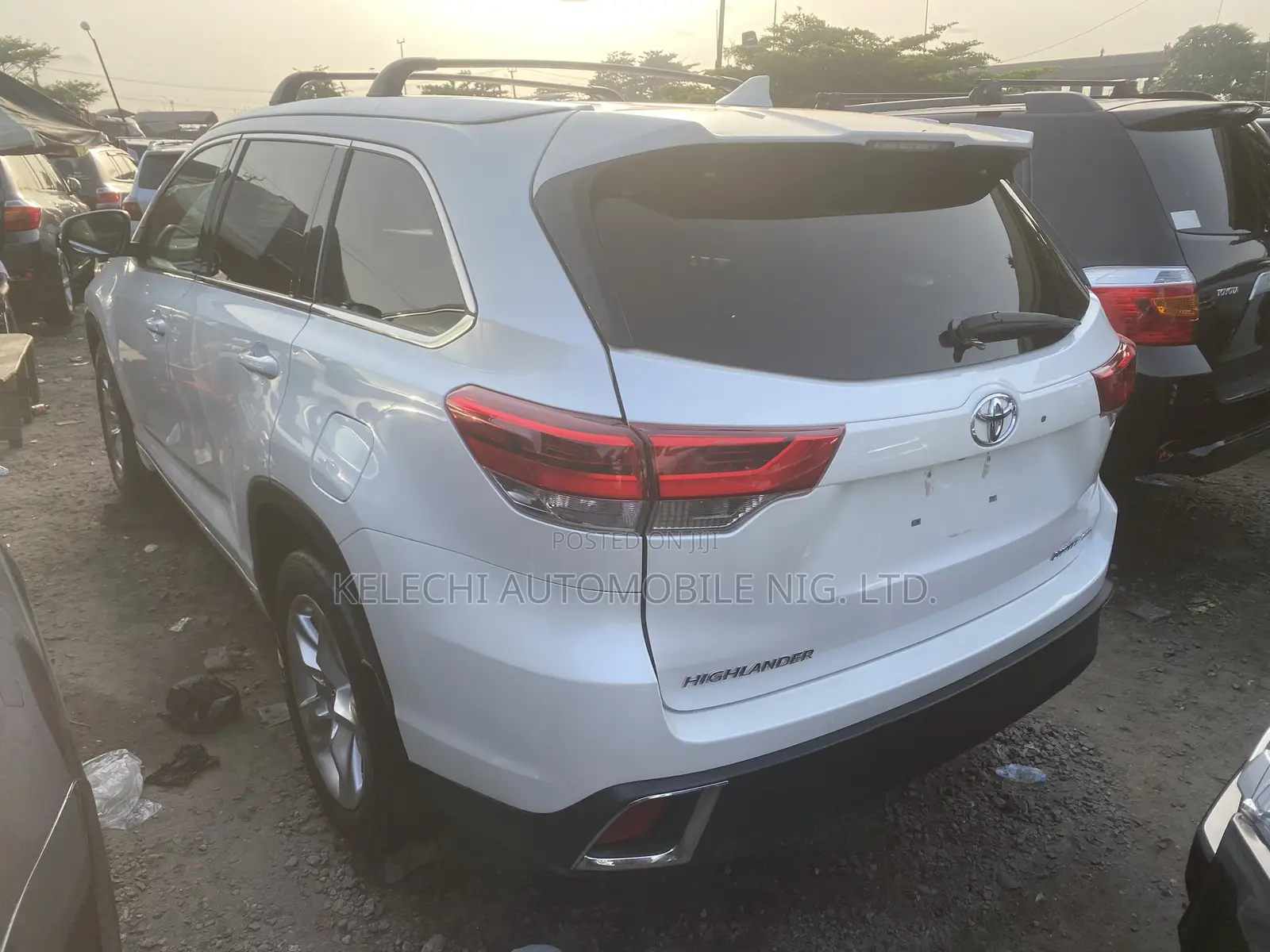 Toyota Highlander Limited 4x2 V6 (3.5L 6cyl 8A) 2018 White