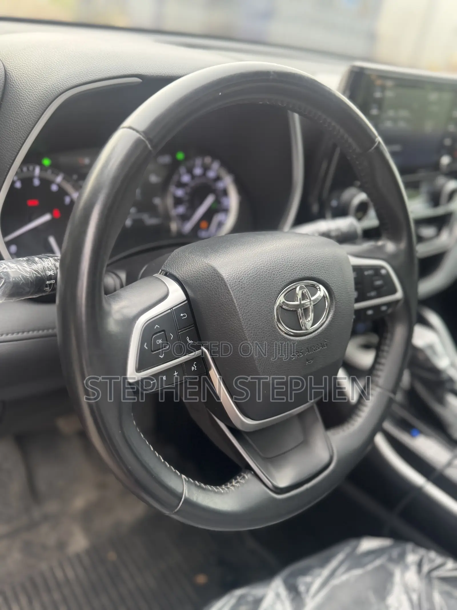 Toyota Highlander 2022 Red