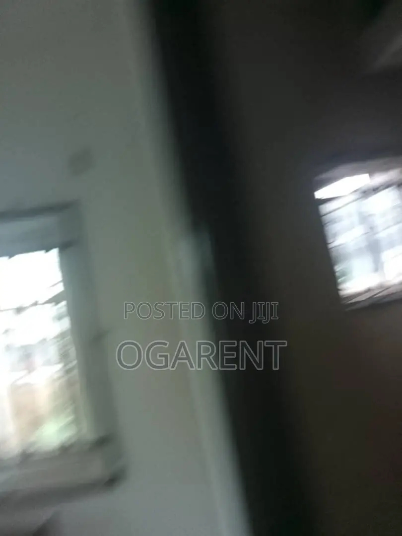 2bdrm Apartment in Off First Ugbor, Benin City for rent