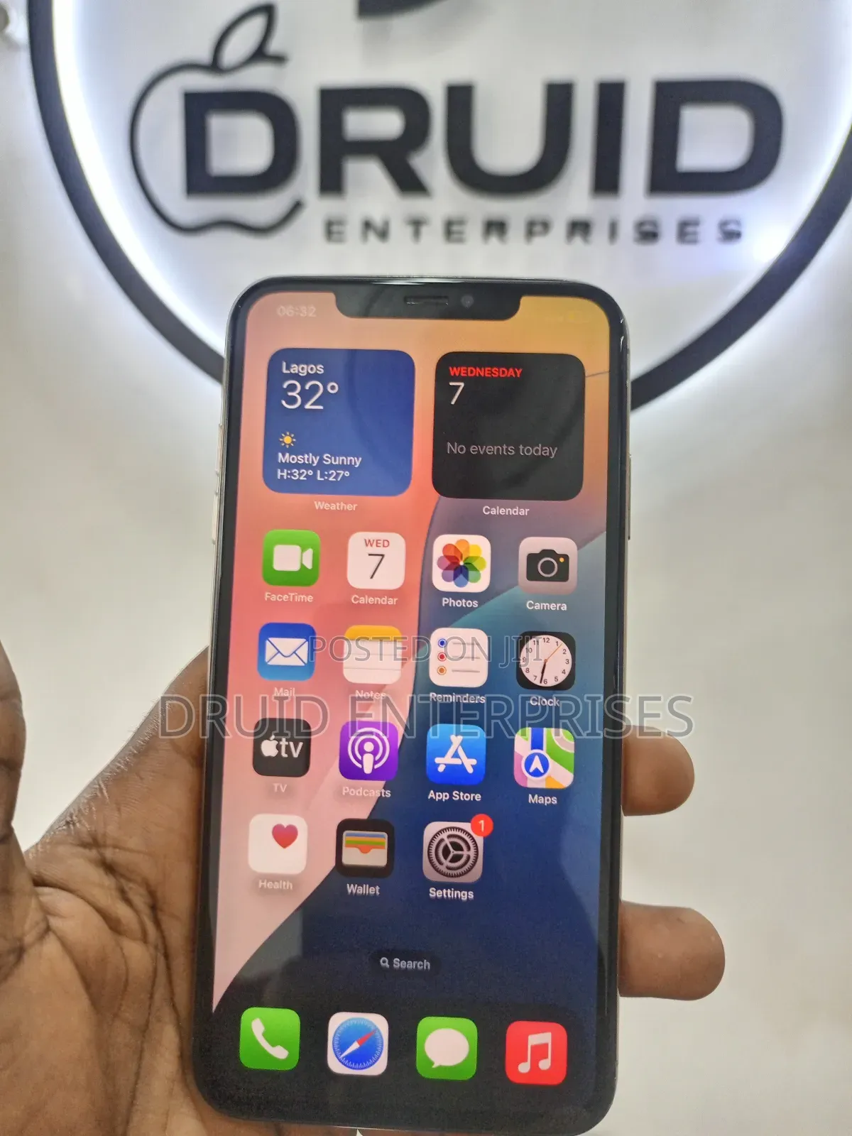 Apple iPhone XS Max 64 GB Gold