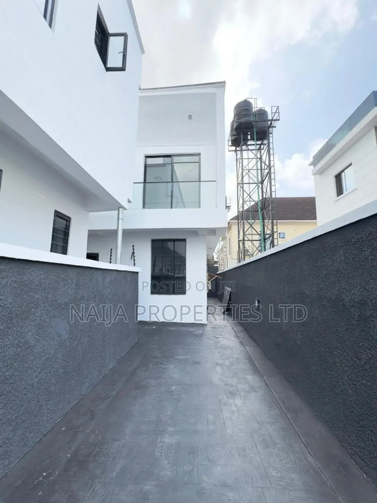 4bdrm Duplex in Agungi, Lekki for sale