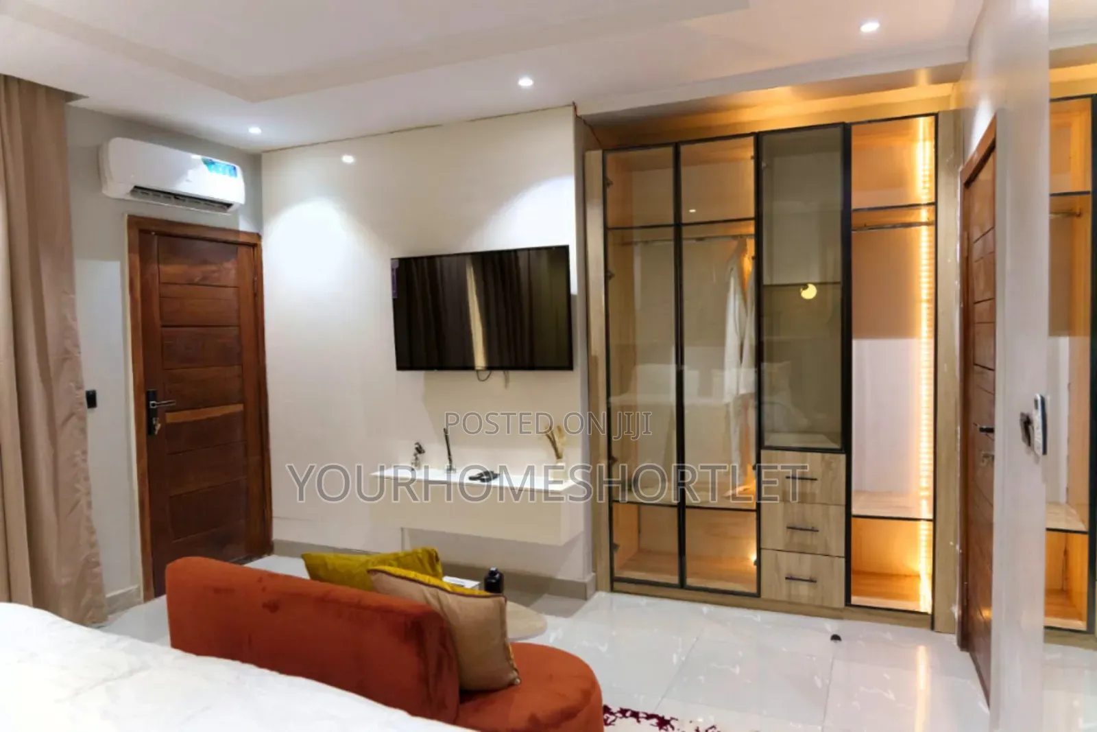 3 /2 Bedroom Penthouse With Rooftop,Pool,Ps5 That Allows Party