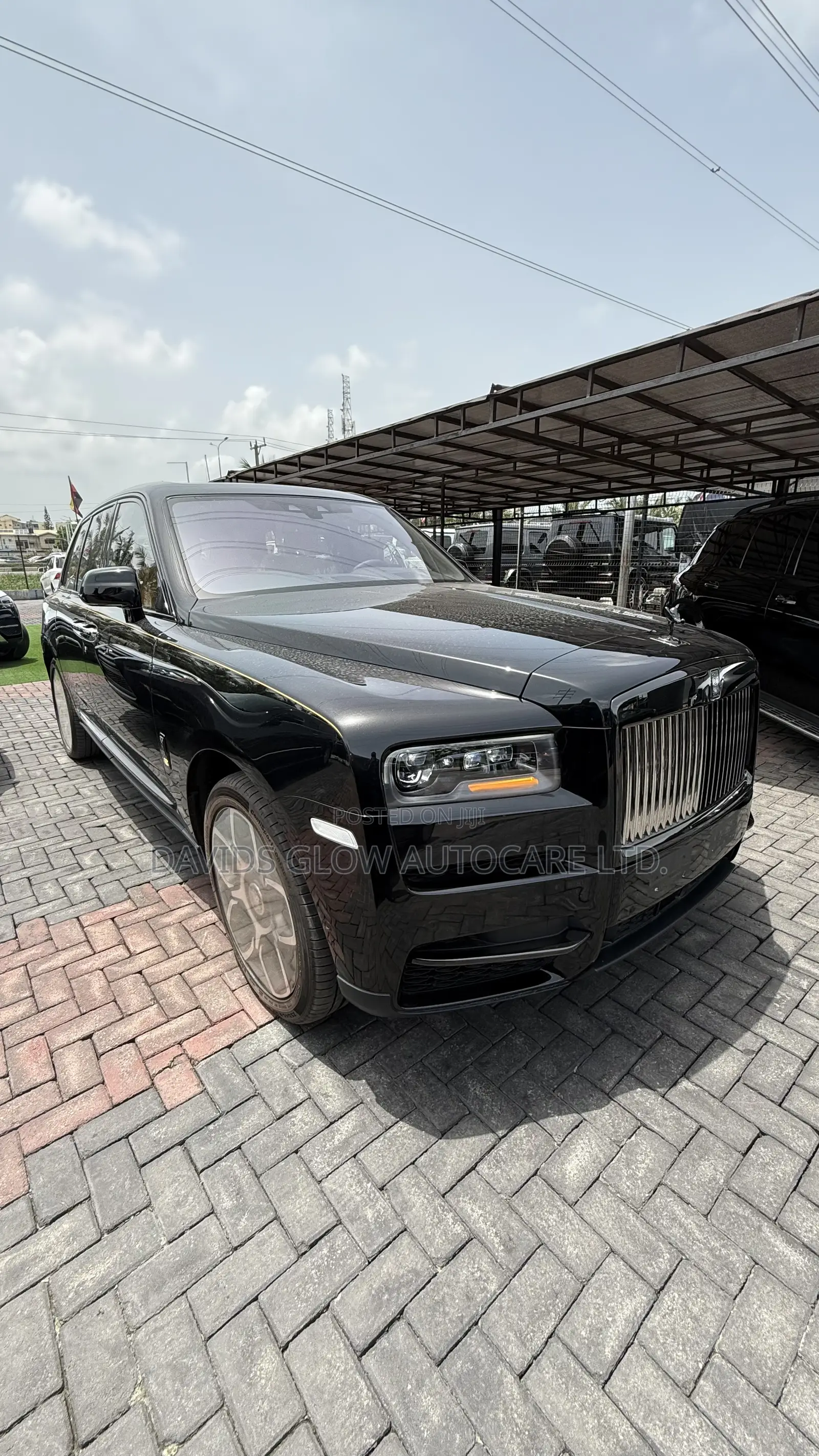New Rolls-Royce Cullinan Black Badge 2024 Black