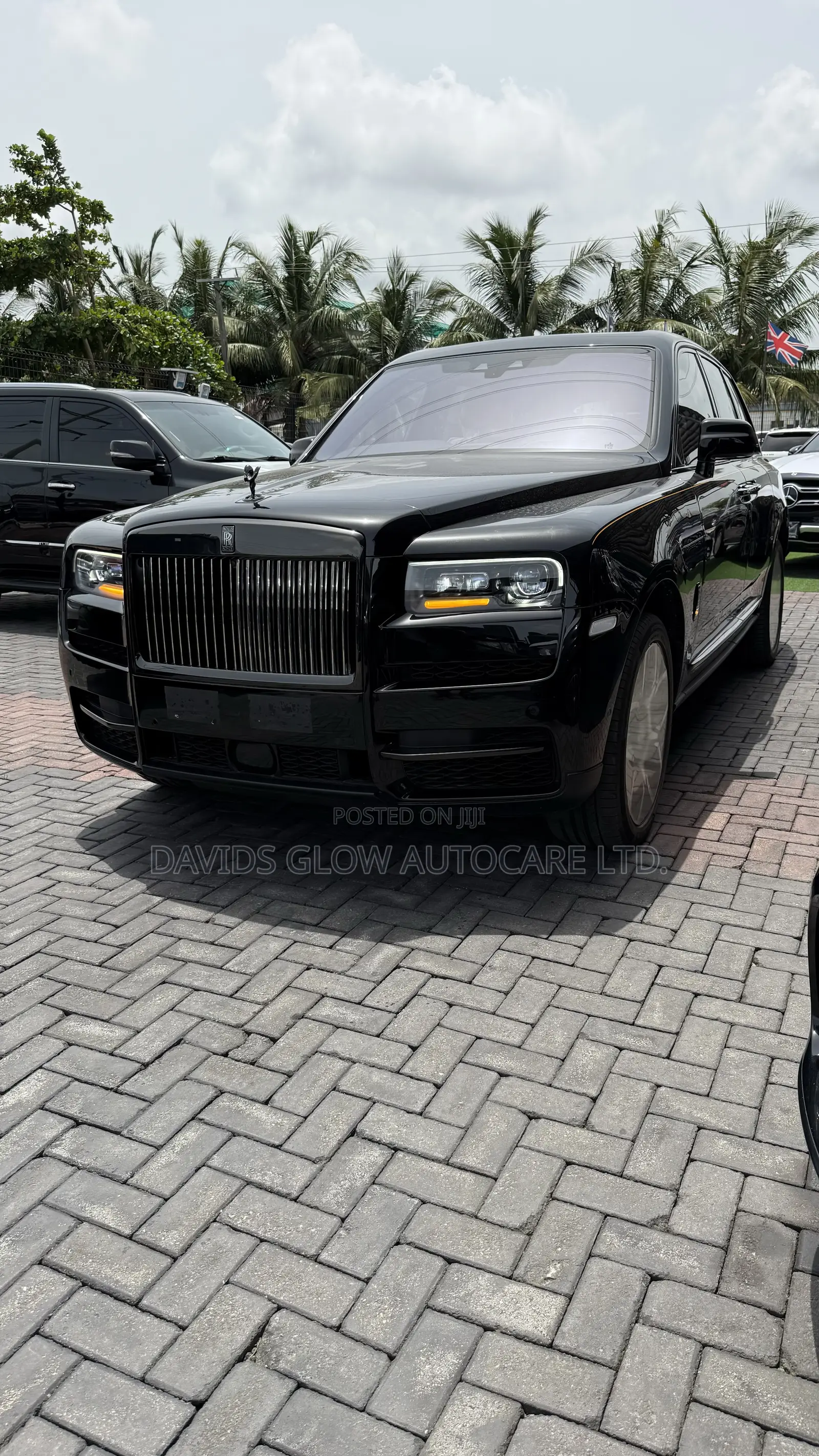 New Rolls-Royce Cullinan Black Badge 2024 Black