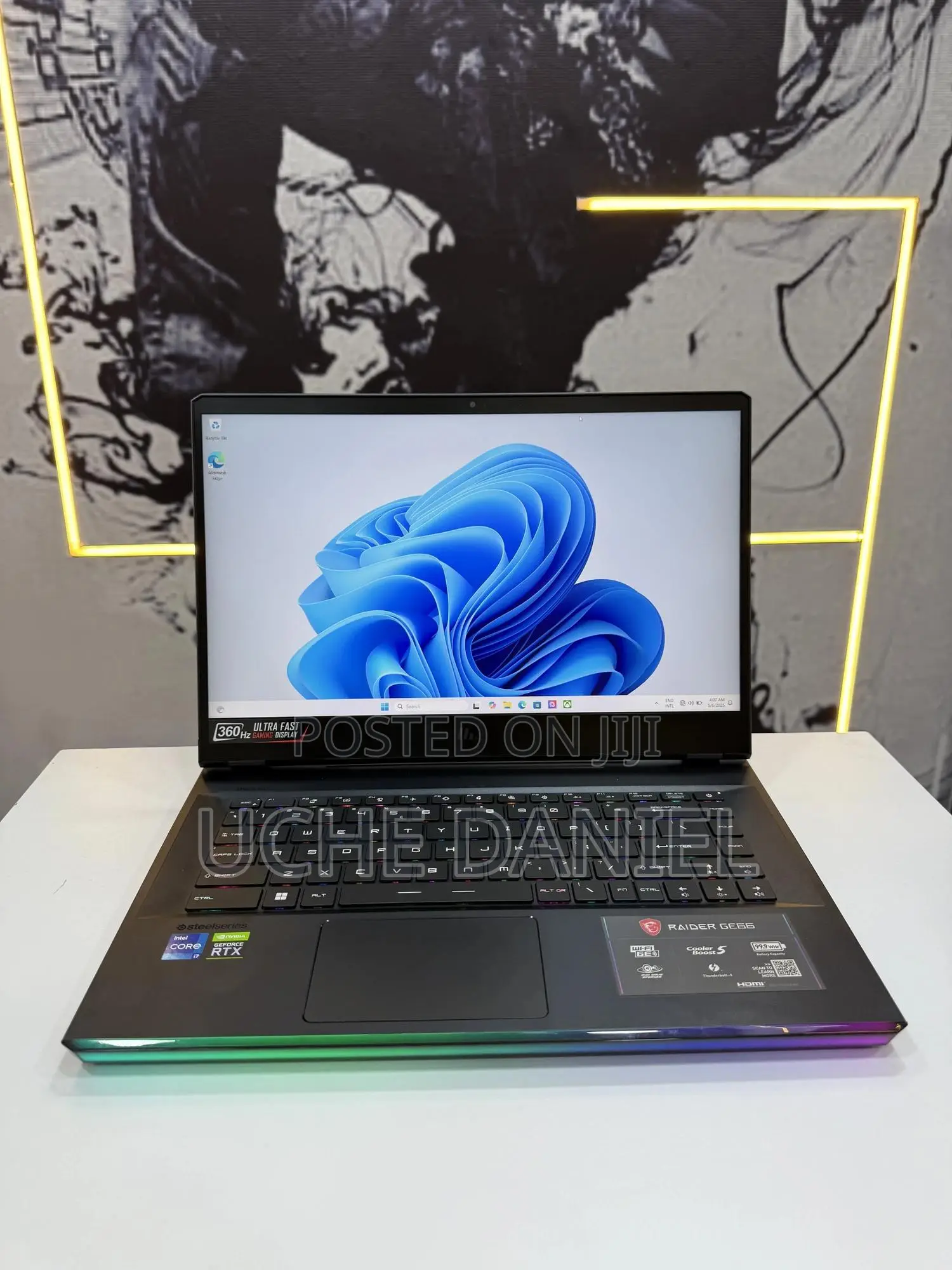 Laptop MSI GE66 Raider 10SGS 32GB Intel Core I7 SSD 1.5T