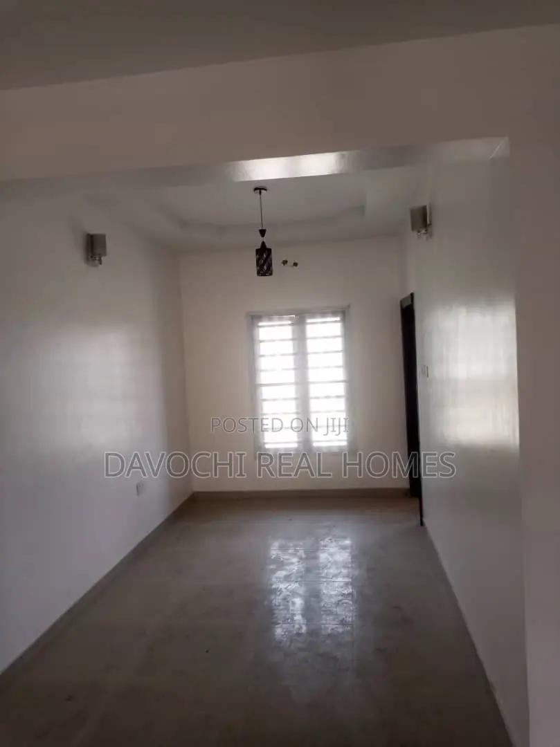 3bdrm Apartment in Sangotedo for rent
