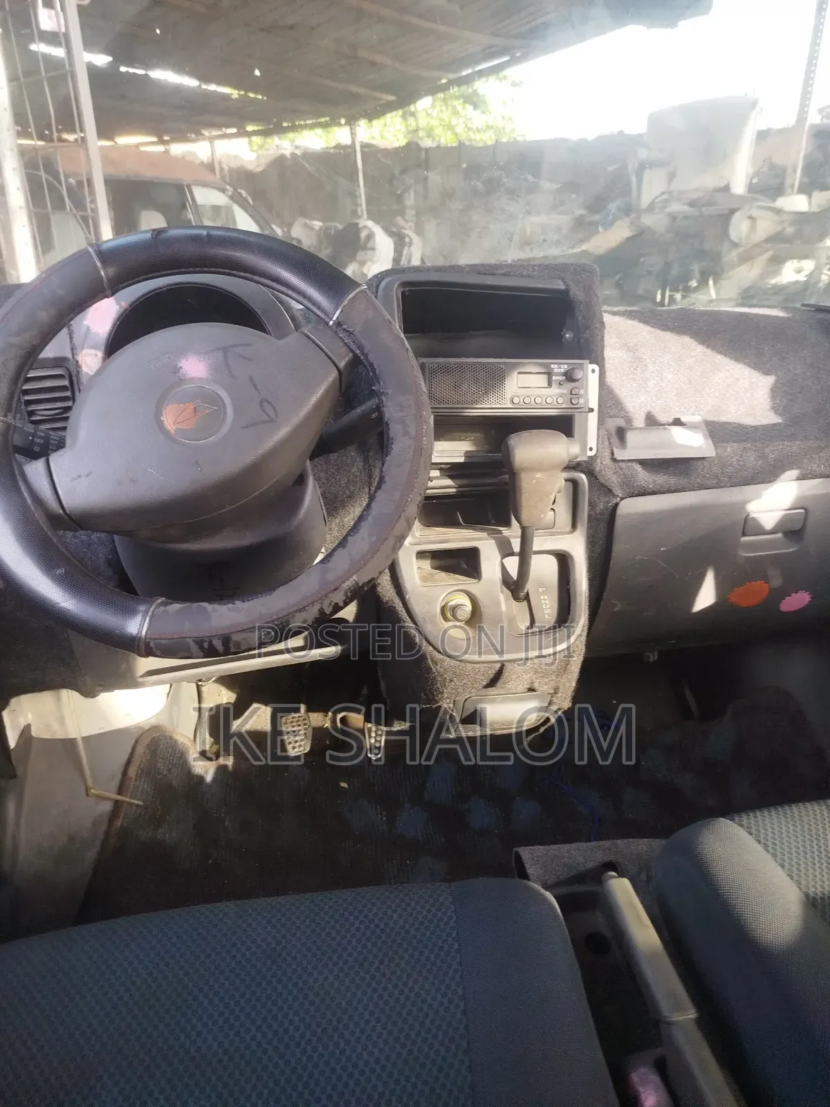 Daihatsu Hijet 2010 White