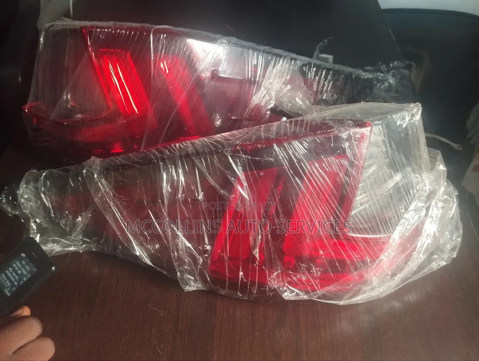 Very Neat Rear/ Back Light for Rx 350 2018