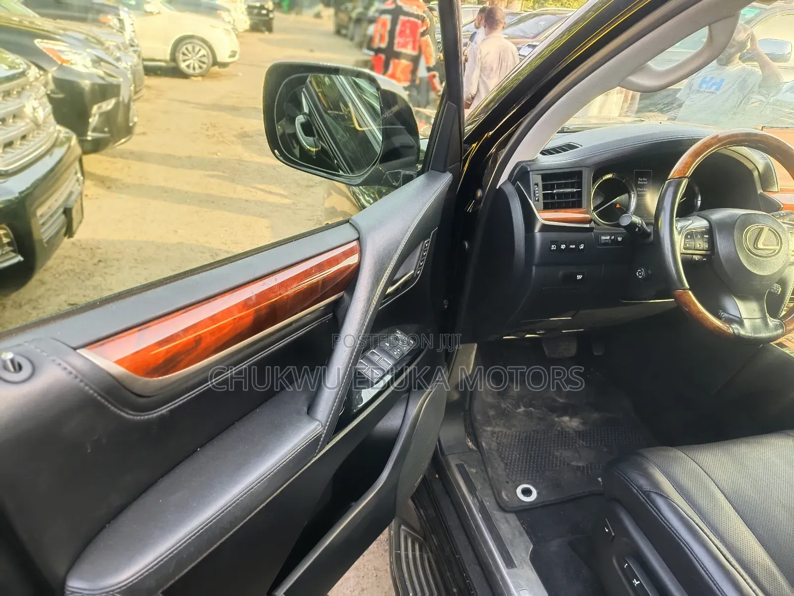 Lexus LX 570 AWD 2018 Black