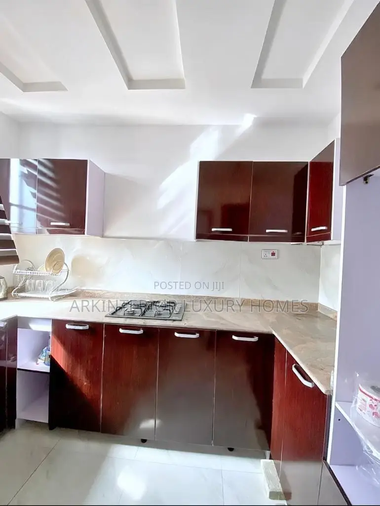 Cozy 2 Bed Room Apartment