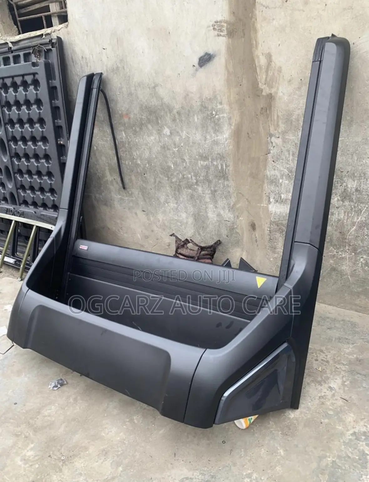 Toyota Hilux 2020 / 2025 Bucket Carrier Booth Available