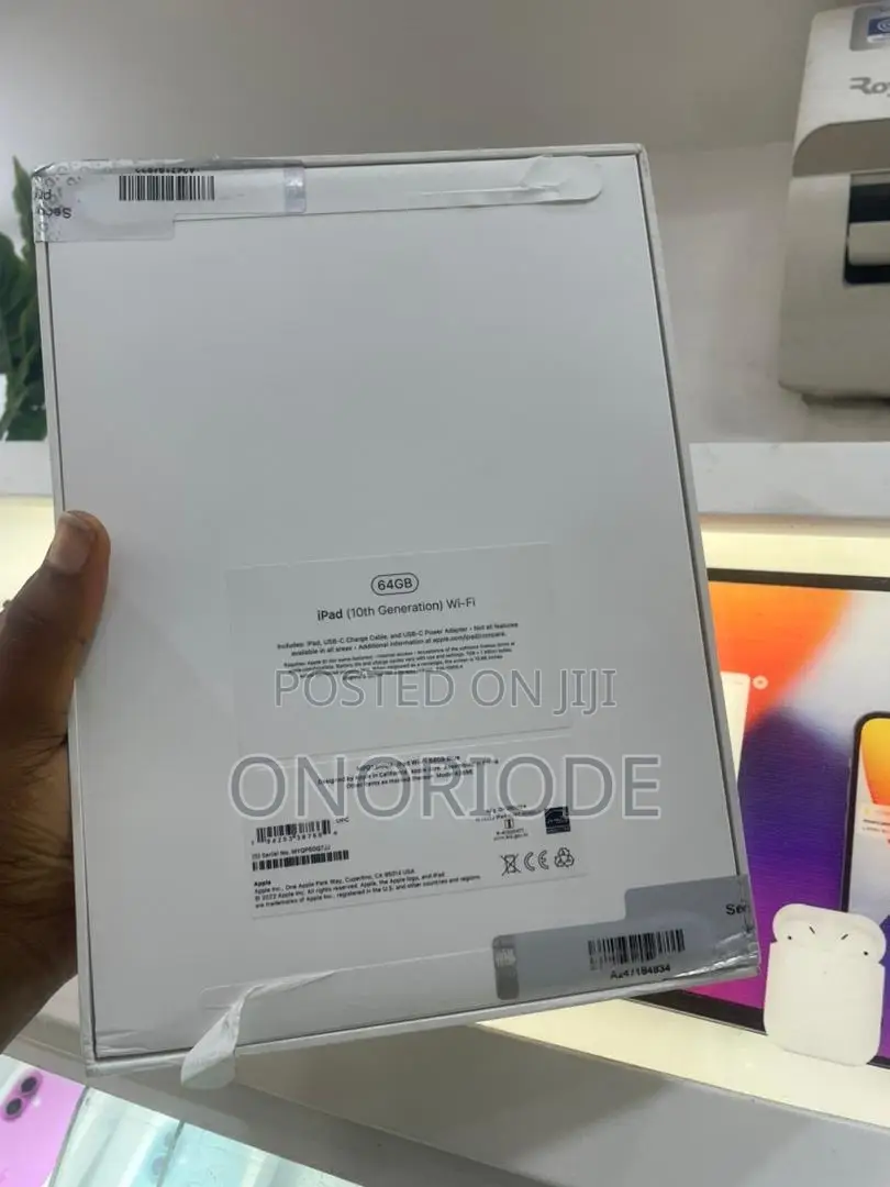 New Apple iPad Wi-Fi 64 GB Blue