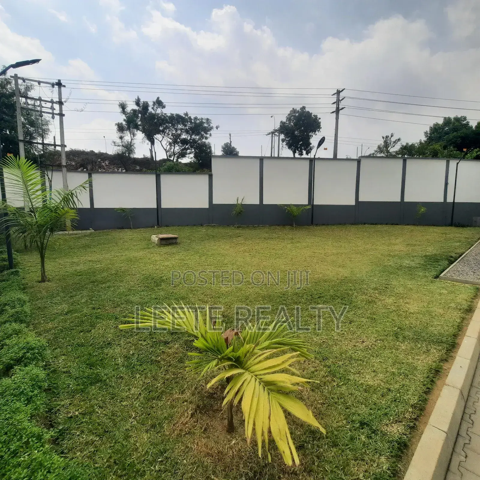 5bdrm Townhouse / Terrace in Wuse 2 for rent