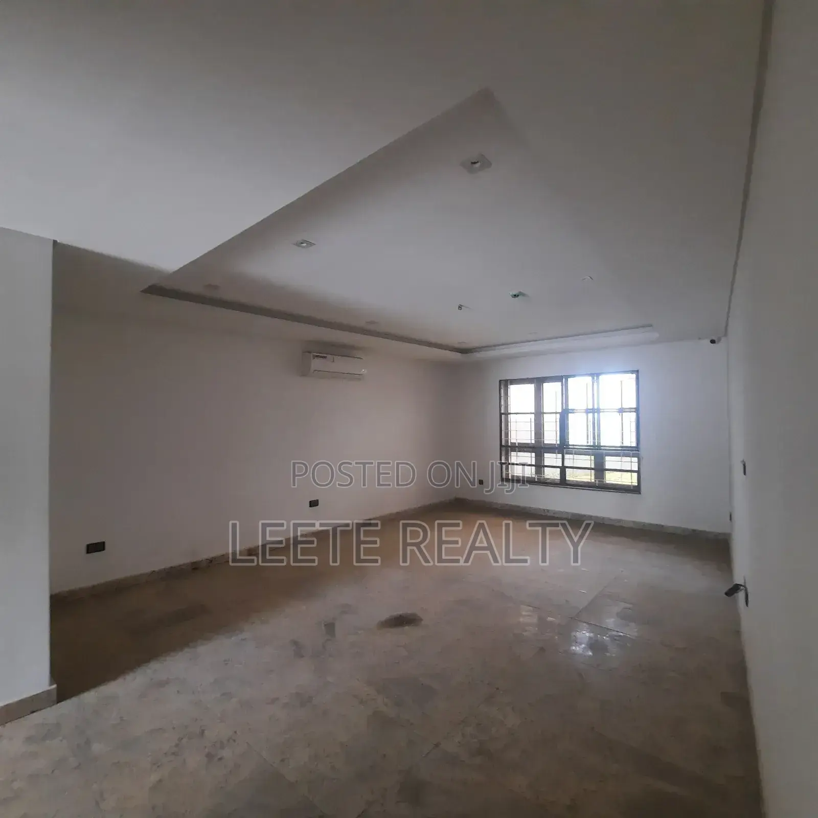 5bdrm Townhouse / Terrace in Wuse 2 for rent