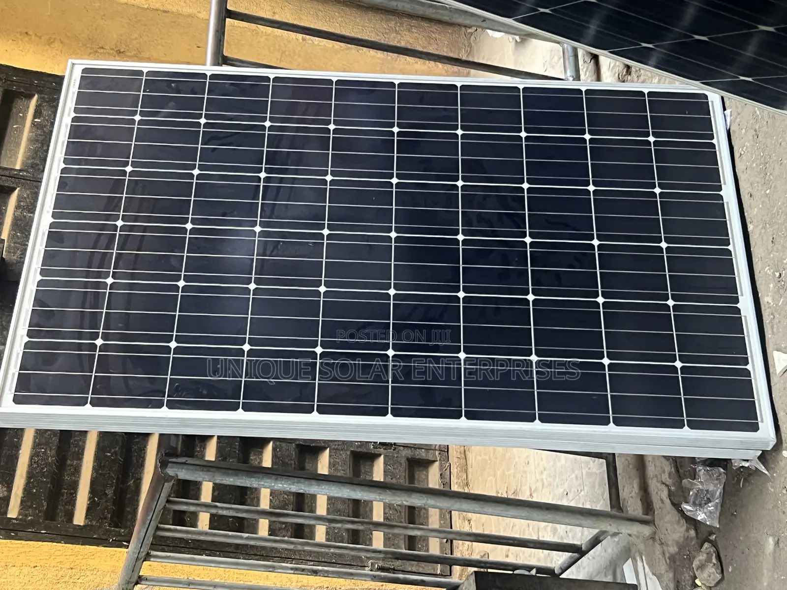 Africell 400watts Panel