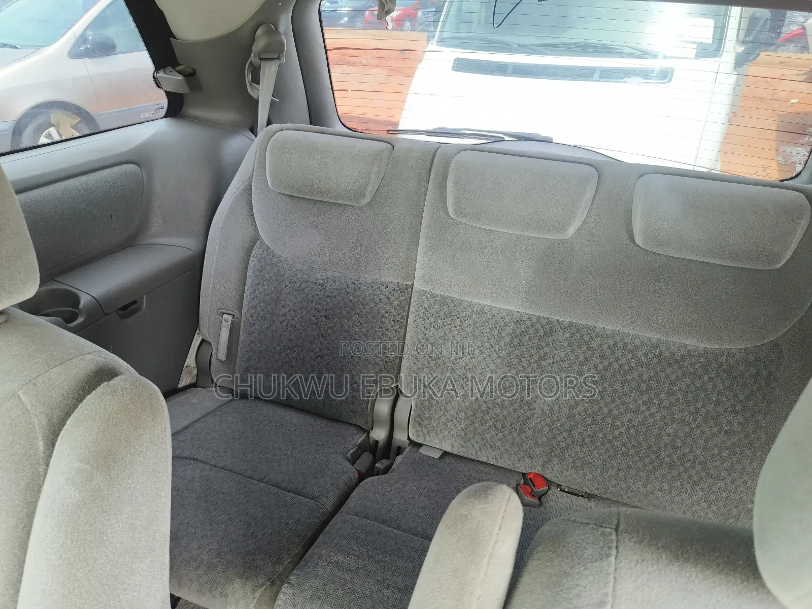 Toyota Sienna LE AWD 2005 Silver