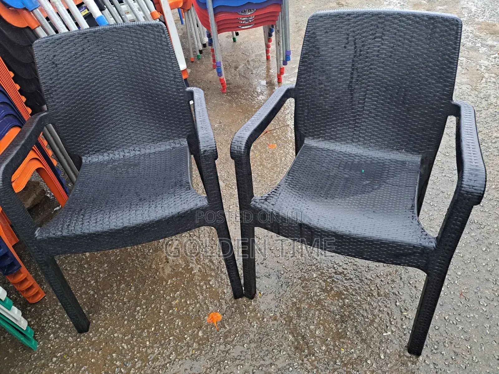 Four Leg Plastic Chair