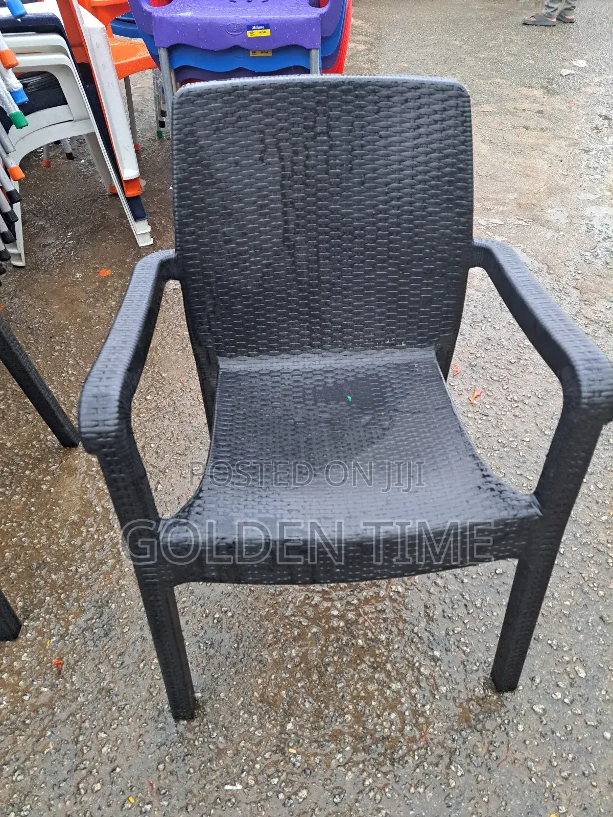 Four Leg Plastic Chair