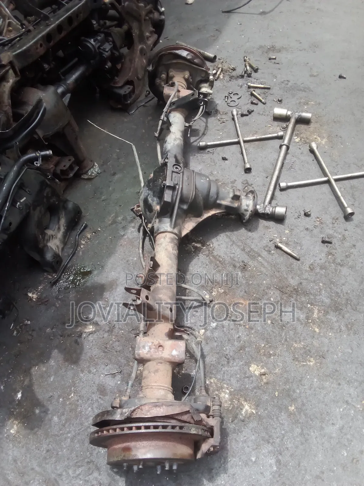 Nissan Pathfinder 05 Xterra 05 Underneath