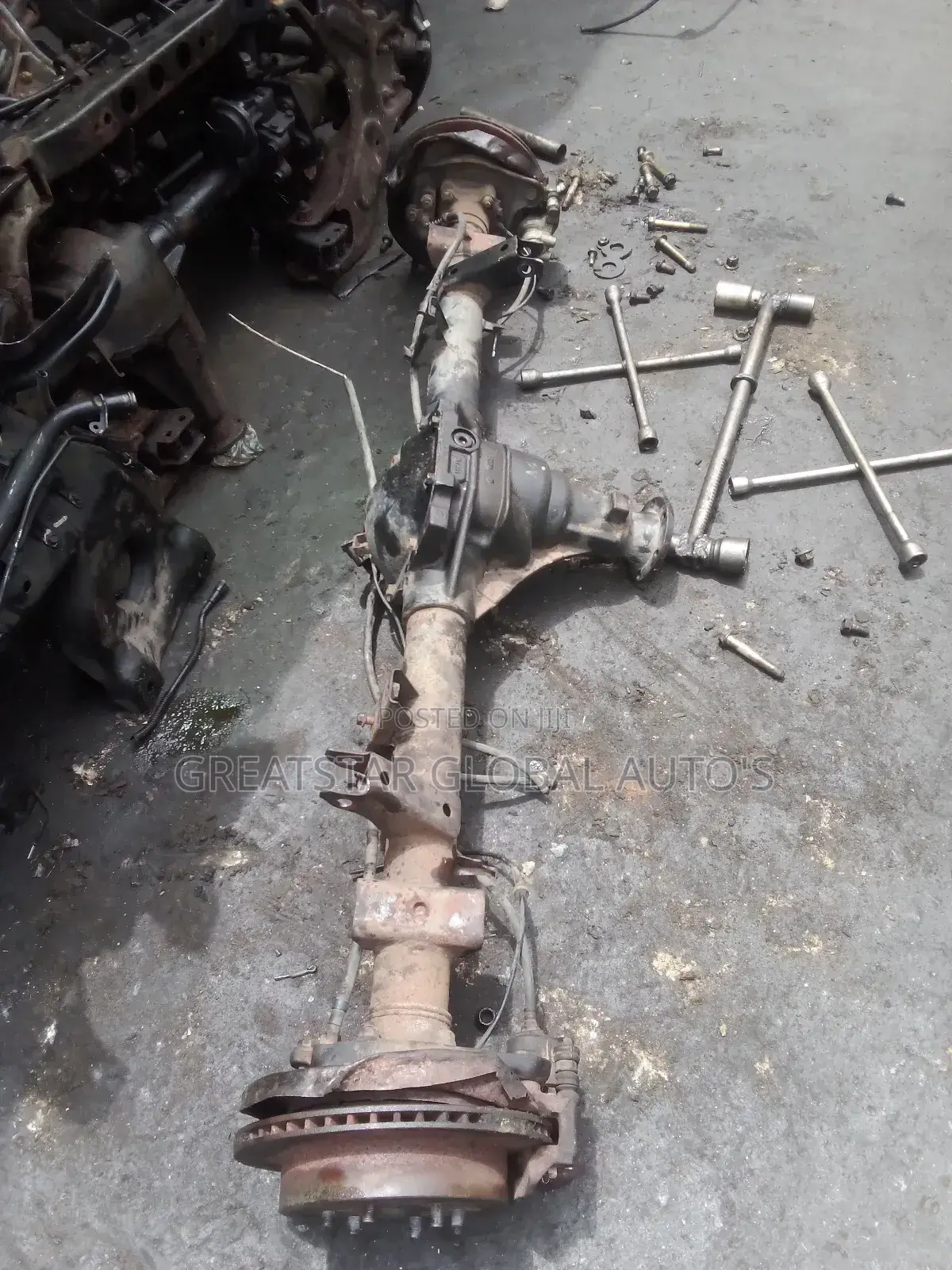 Nissan Pathfinder 05 Xterra 05 Underneath