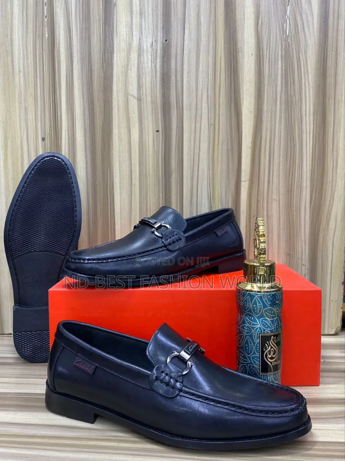 Ferragamo Flat Leather Shoes