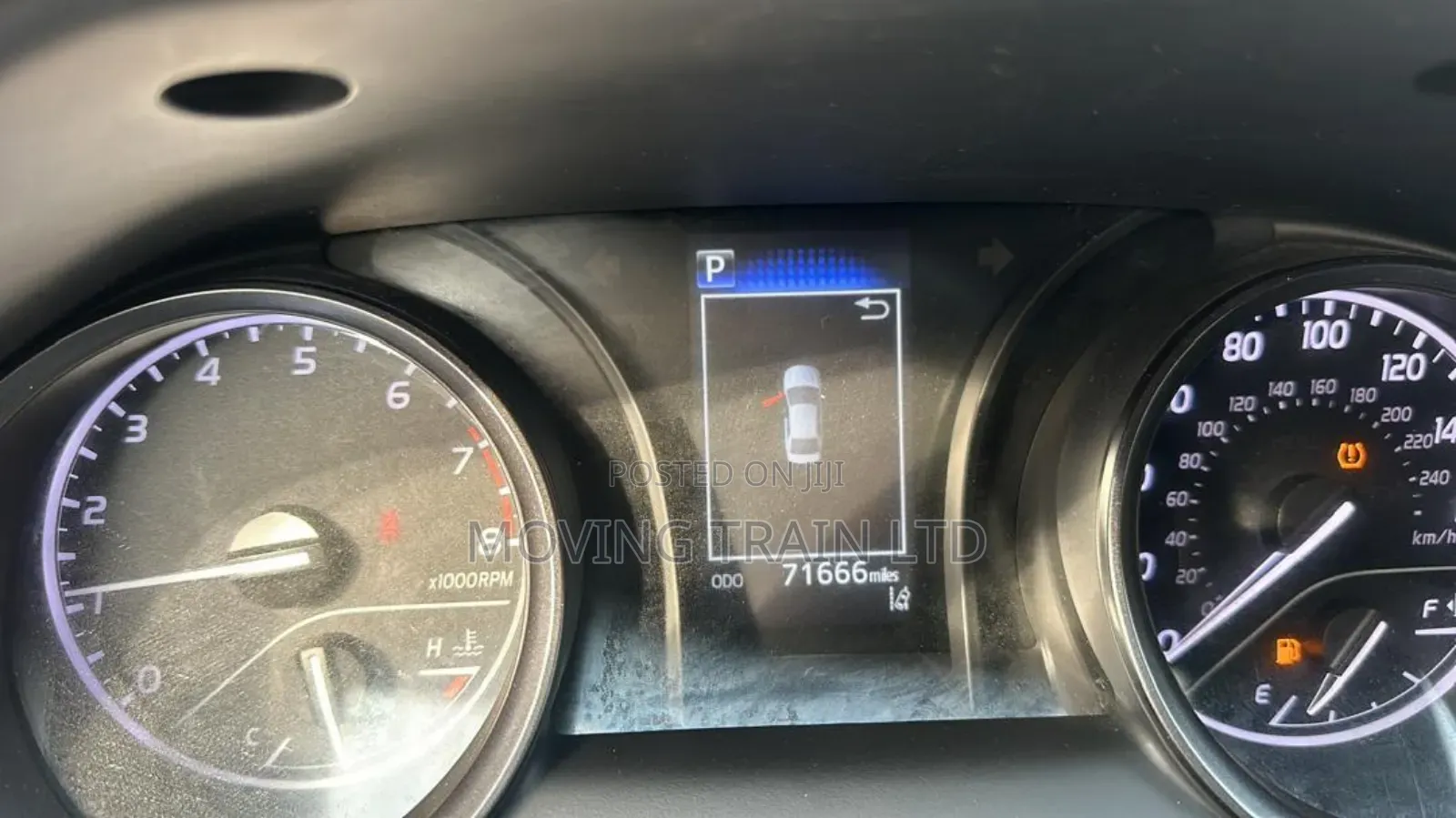 Toyota Camry 2021 Silver