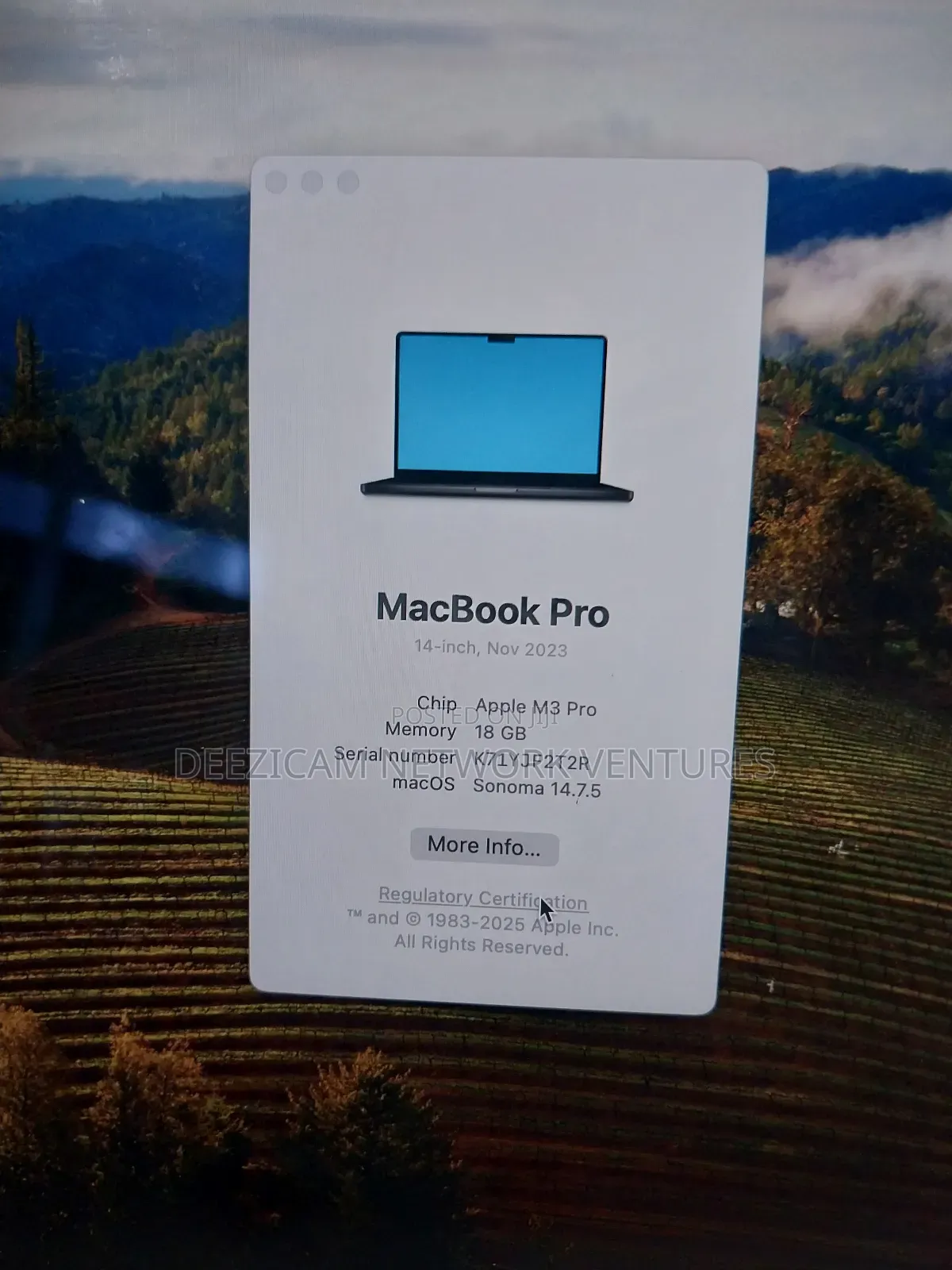 Laptop Apple MacBook Pro 2023 M3 14-Inch 18GB Apple M3 Pro SSD 512GB