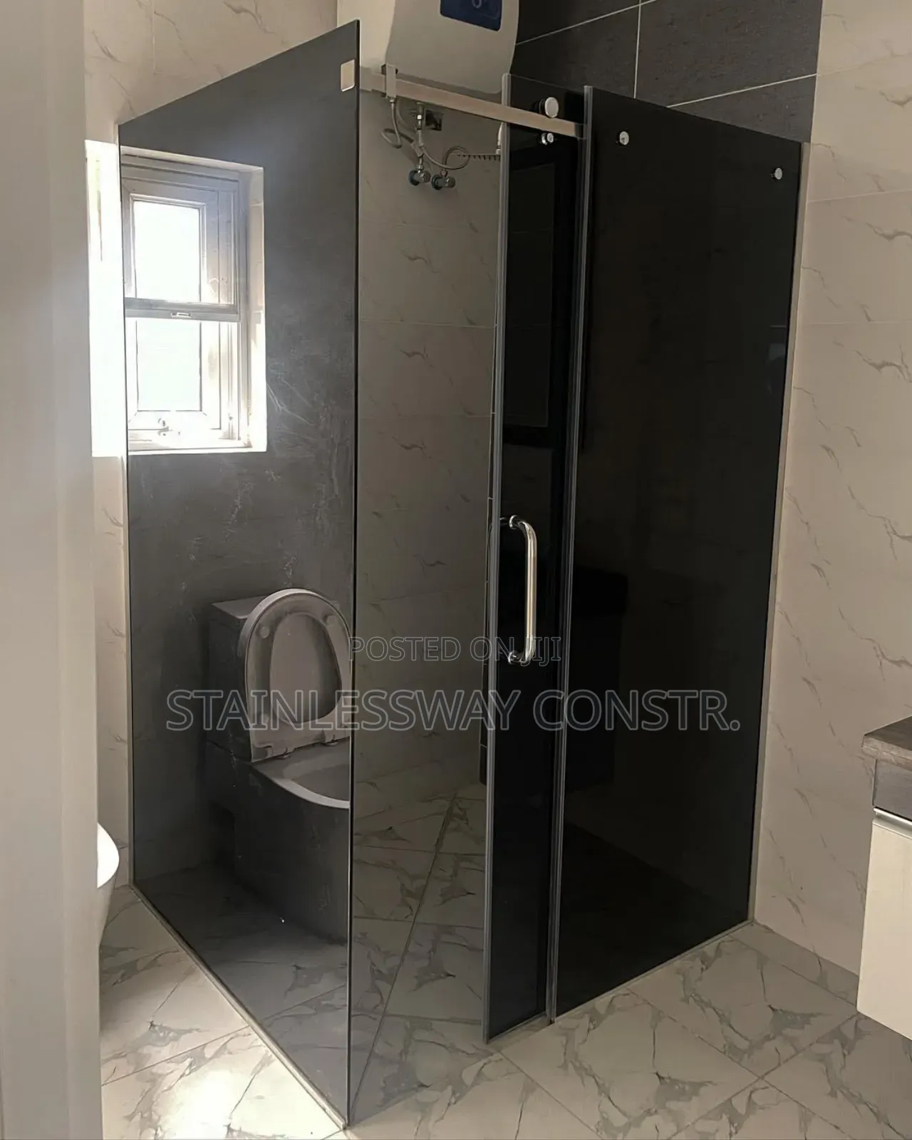 Shower Dark Grey Space Cubicle