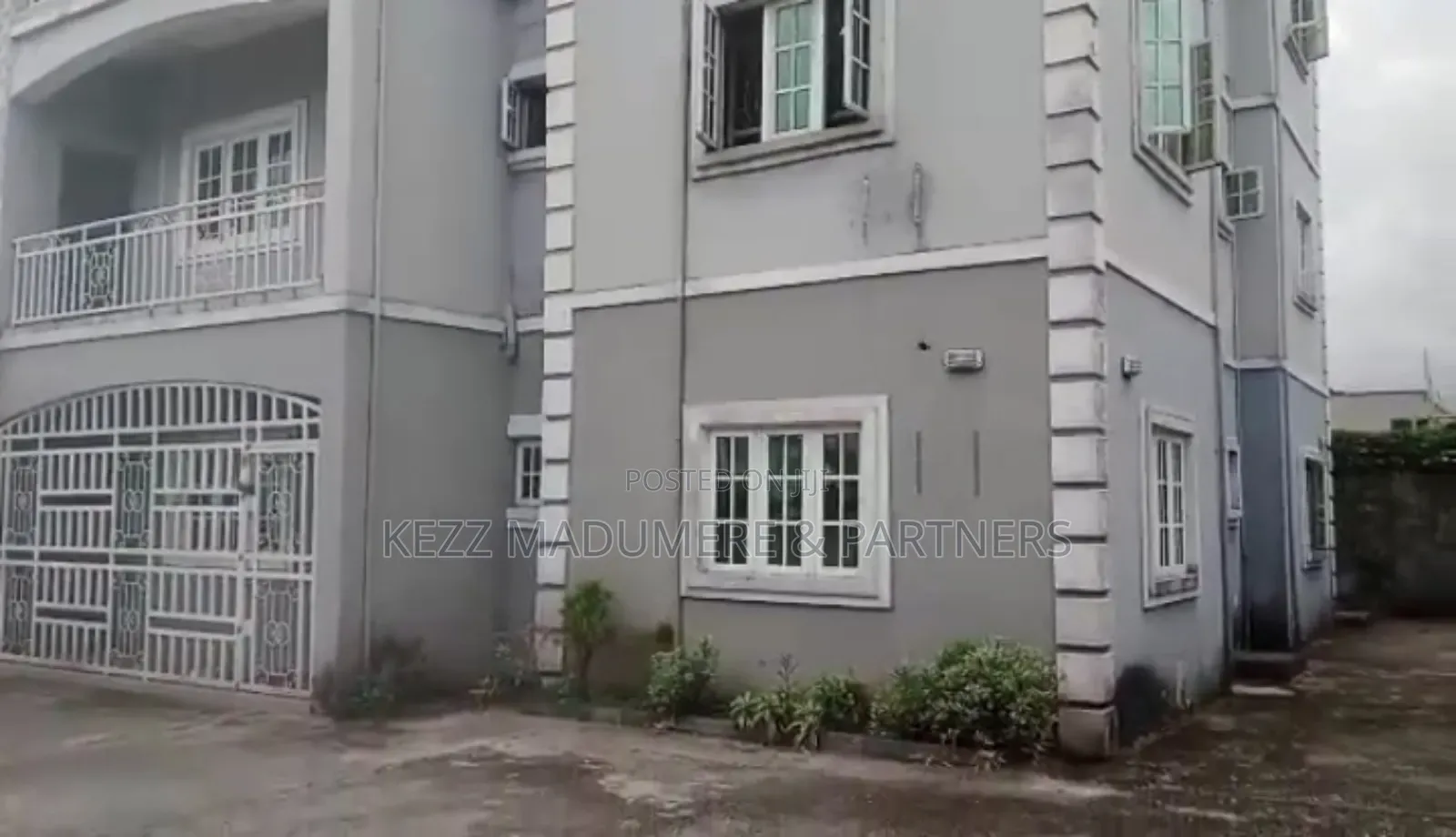 6bdrm Block of Flats in Mercyland, Near, Port-Harcourt for sale