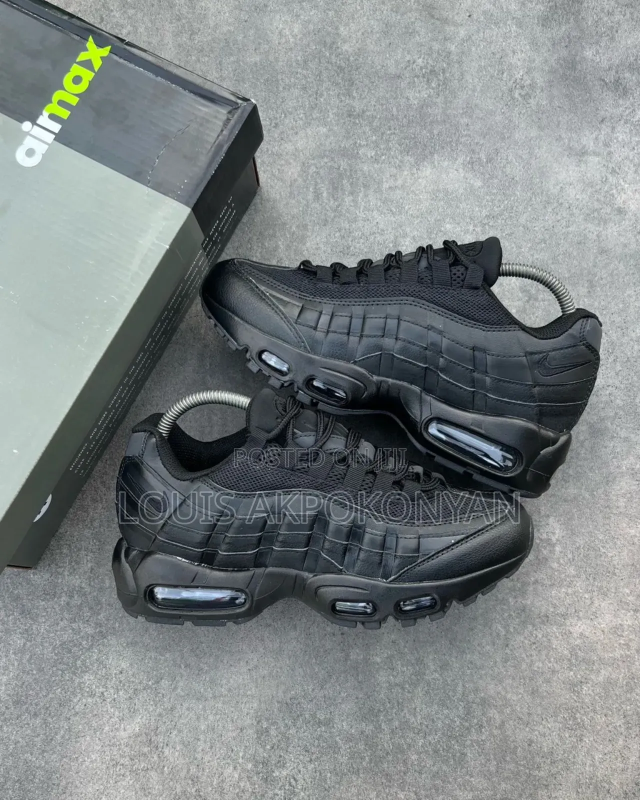 Nike Air Max 95 Triple Black Sneakers