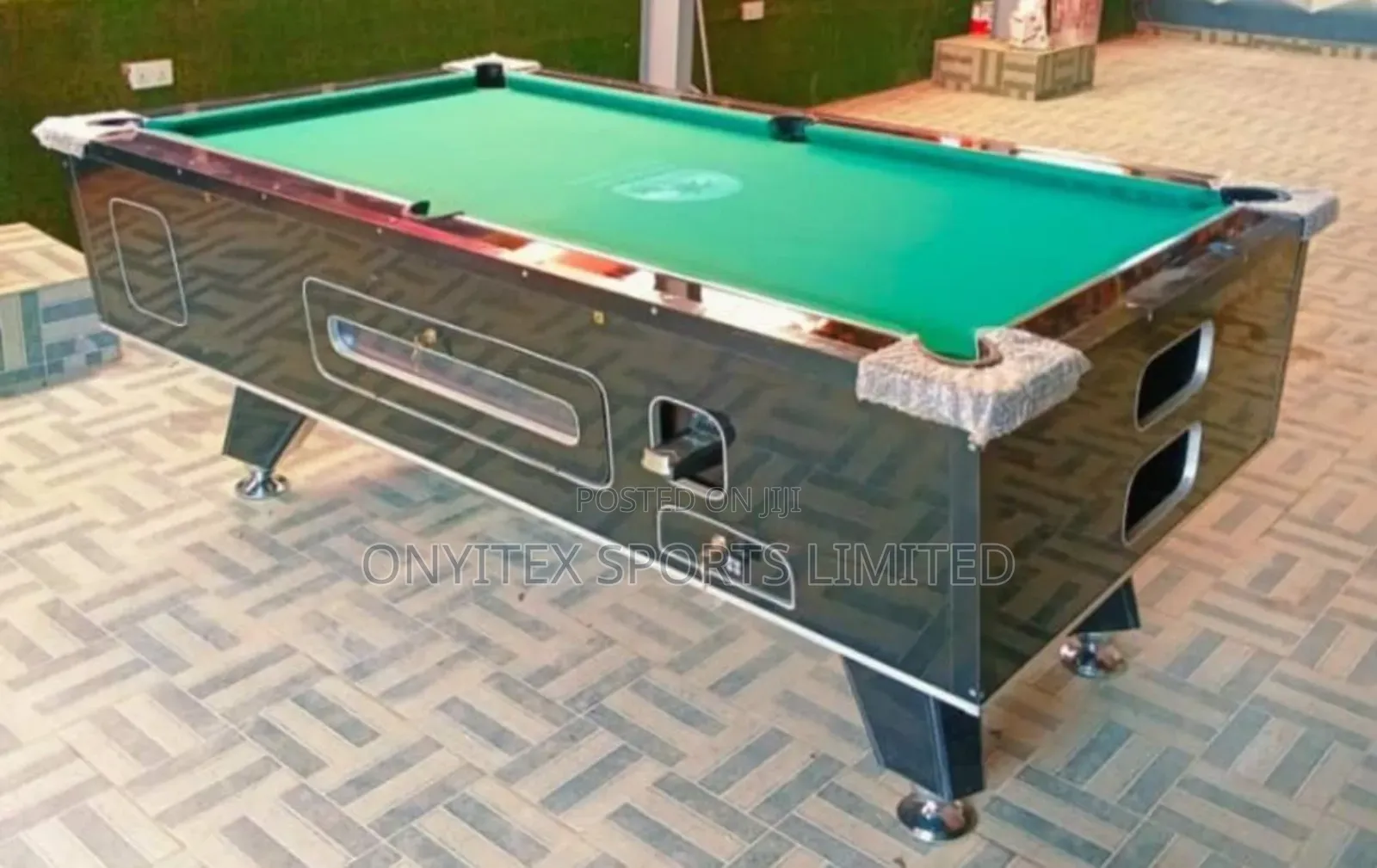 Locally Made Glose Body Marble and Coin Snooker Board