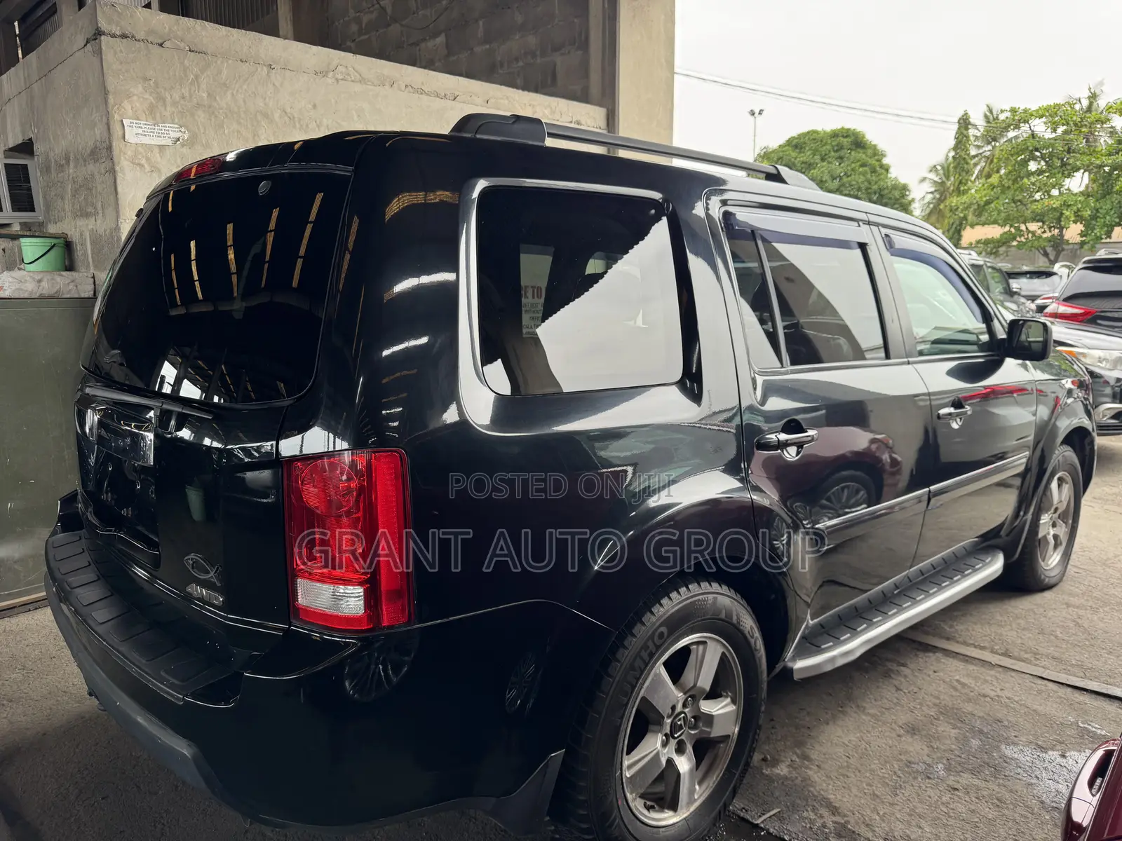 Honda Pilot LX 4dr SUV 4WD (3.5L 6cyl 5A) 2011 Black