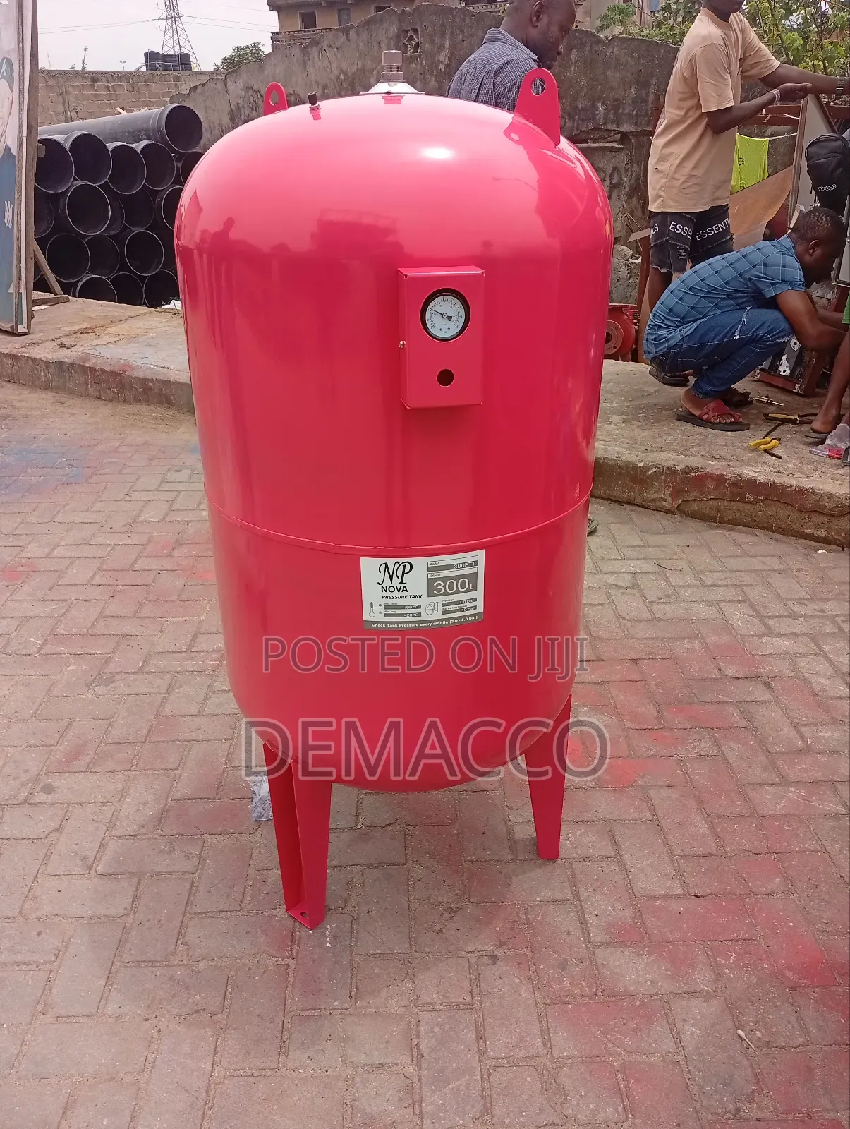 Nov Pleasure Tank 300 La
