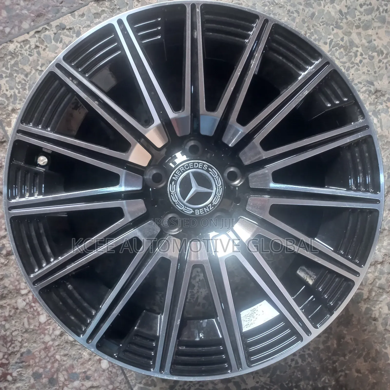 Mercedes C300 Rim 17"Inches