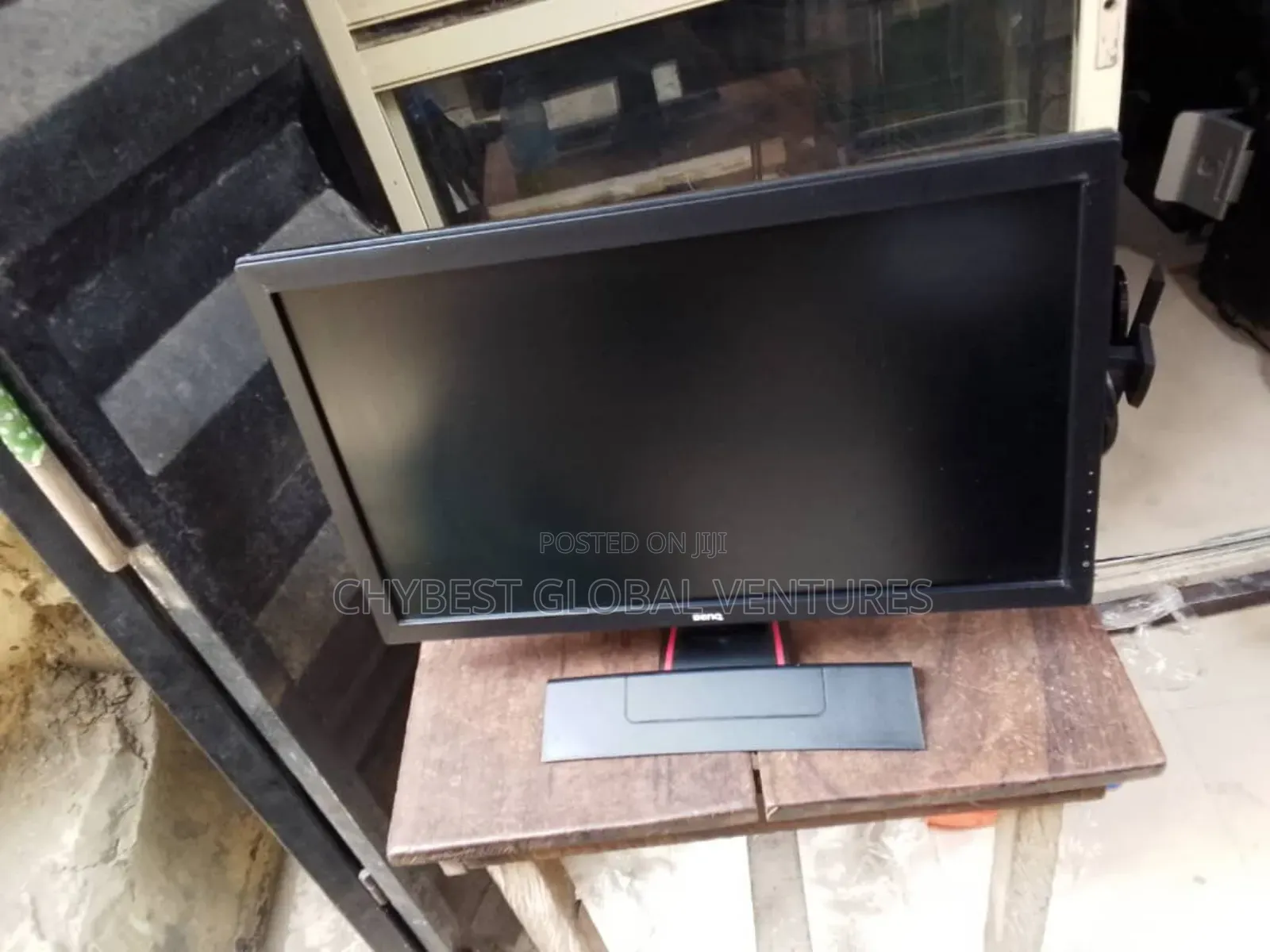 24 Inches Benq Monitor