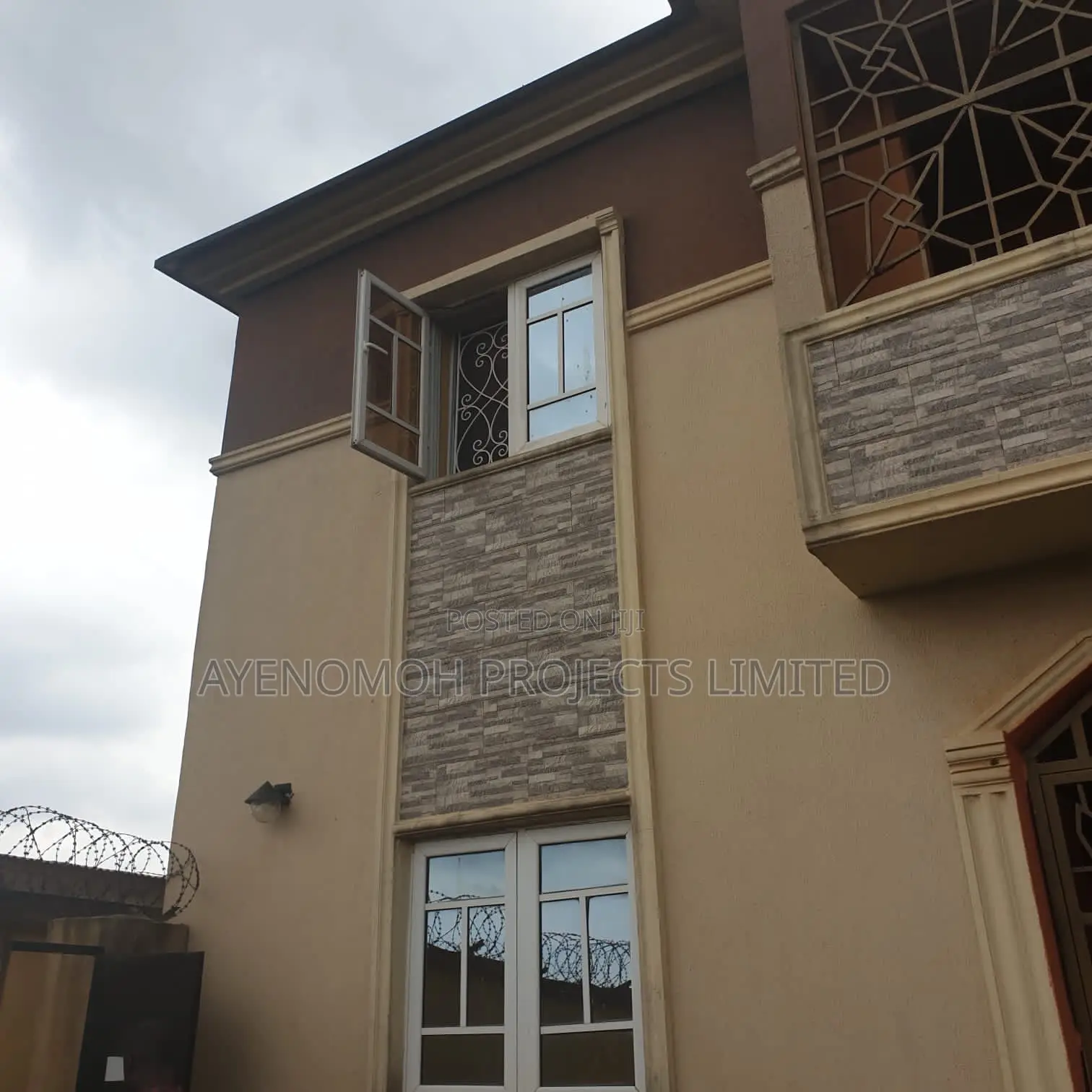 5bdrm Duplex in Ado-Odo/Ota for sale