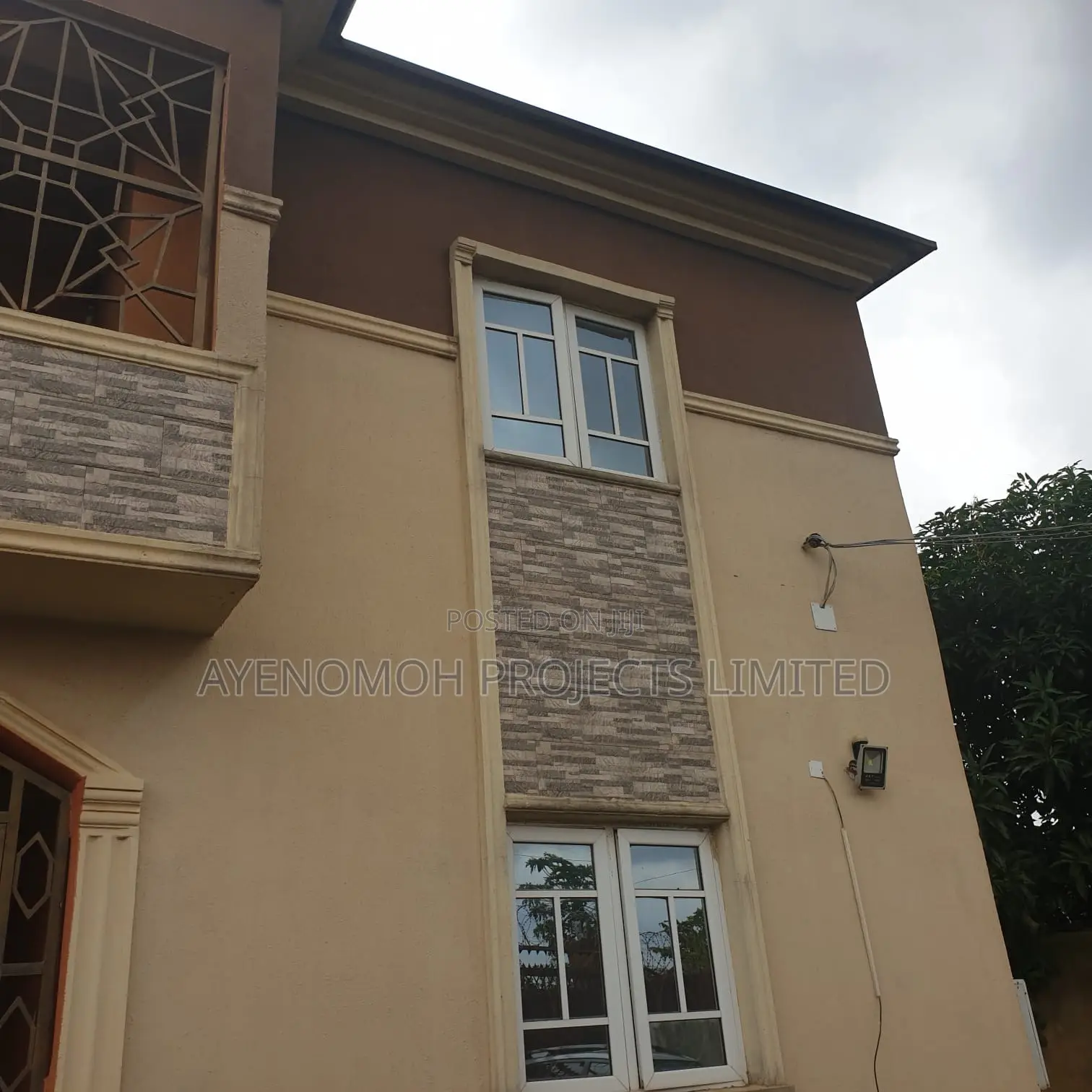 5bdrm Duplex in Ado-Odo/Ota for sale