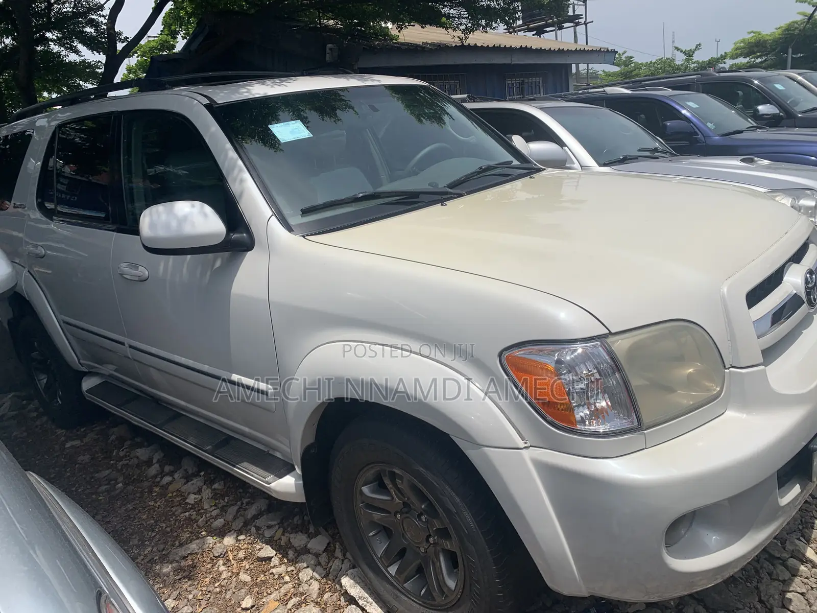 Toyota Sequoia Limited 4dr SUV 4WD (4.7L 8cyl 5A) 2007 White