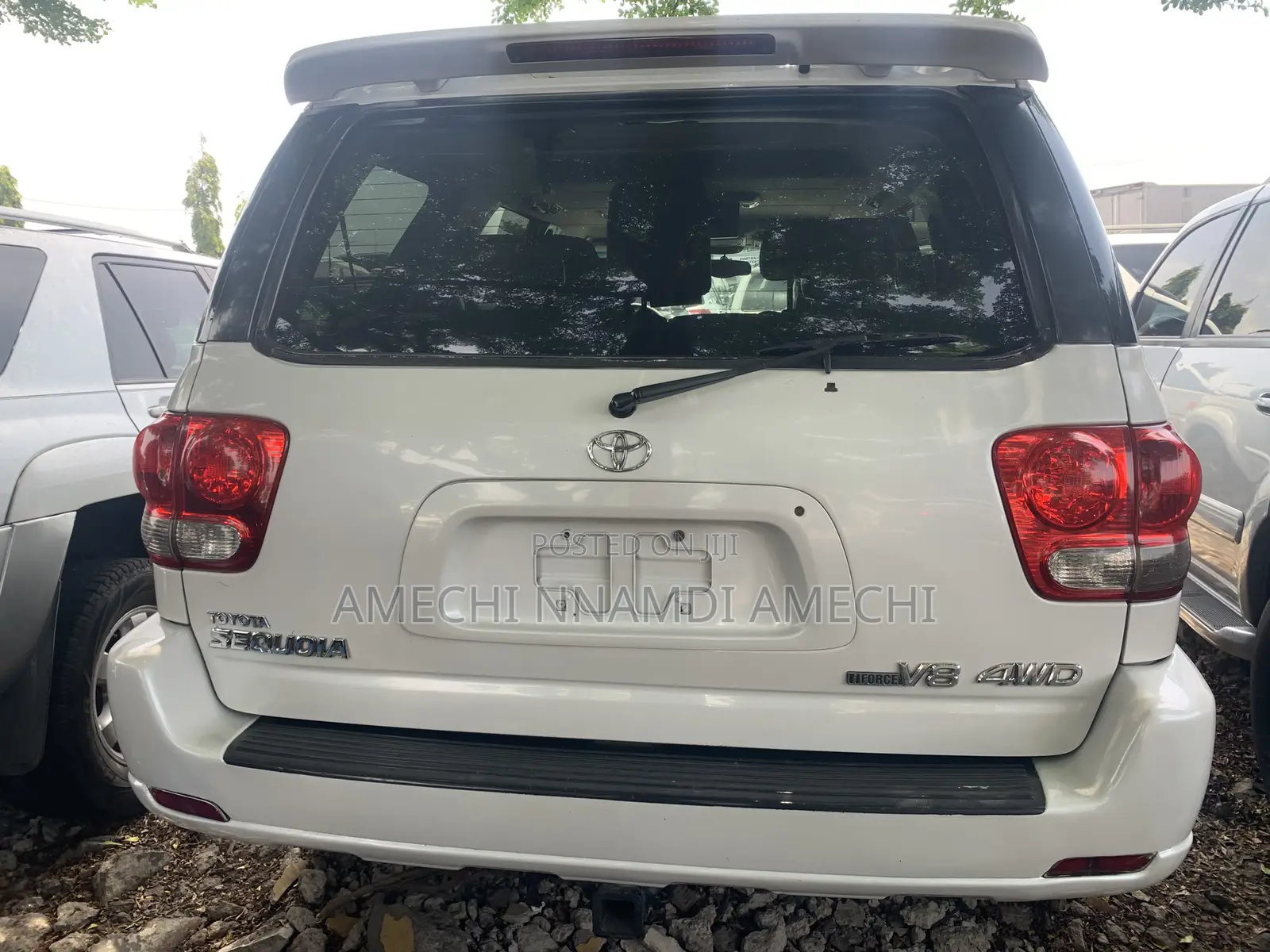 Toyota Sequoia Limited 4dr SUV 4WD (4.7L 8cyl 5A) 2007 White