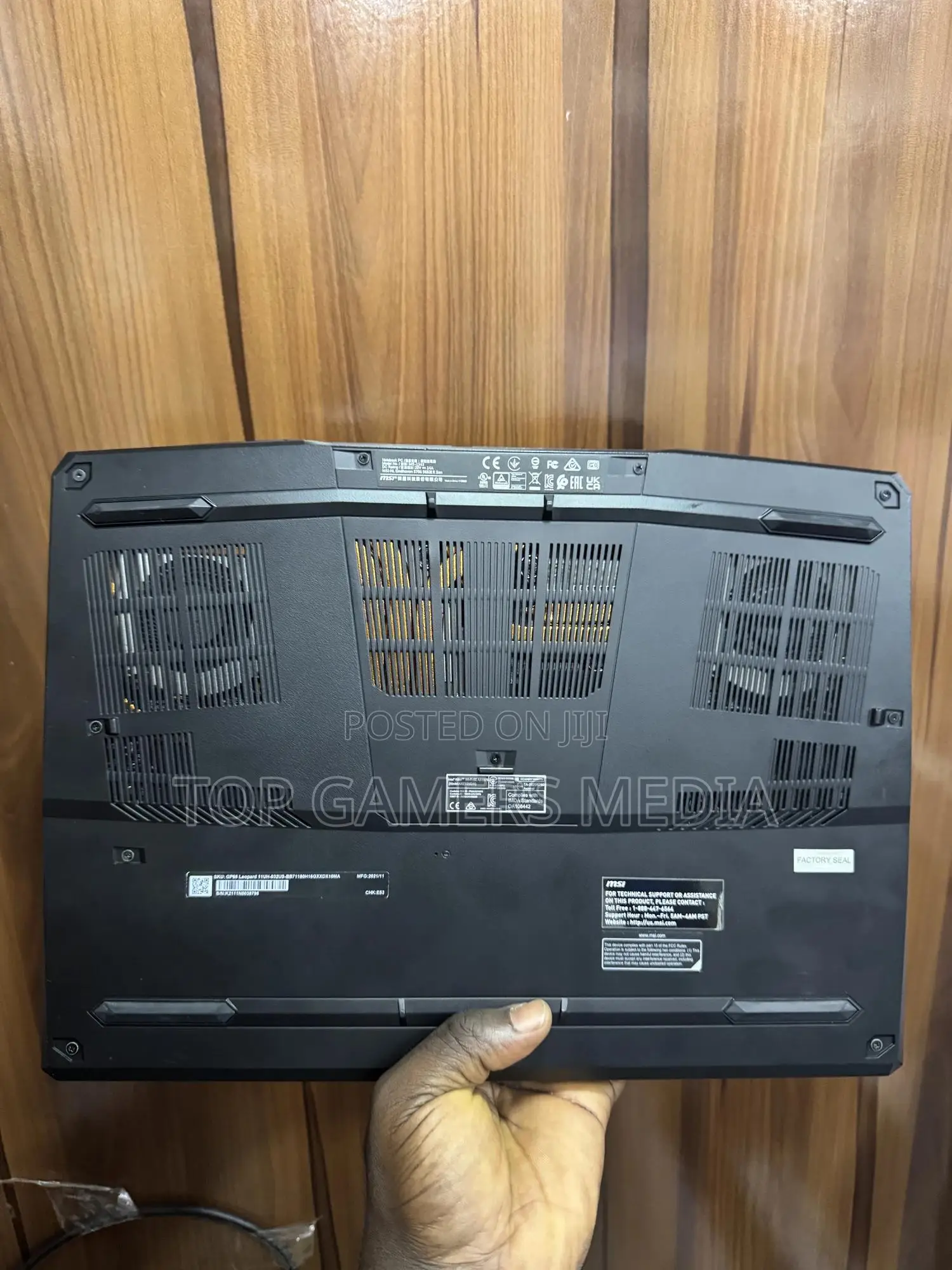 Laptop MSI GP66 LEOPARD 10UG 16GB Intel Core i7 SSD 1T