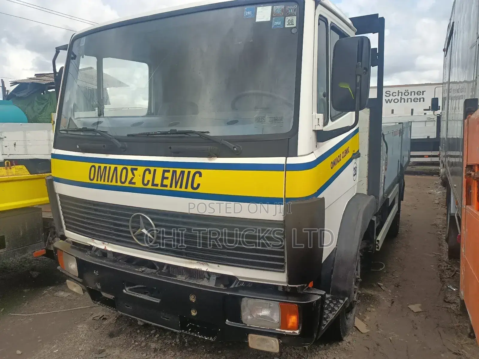 Mercedes-Benz 814 Pickup Truck 2002 White