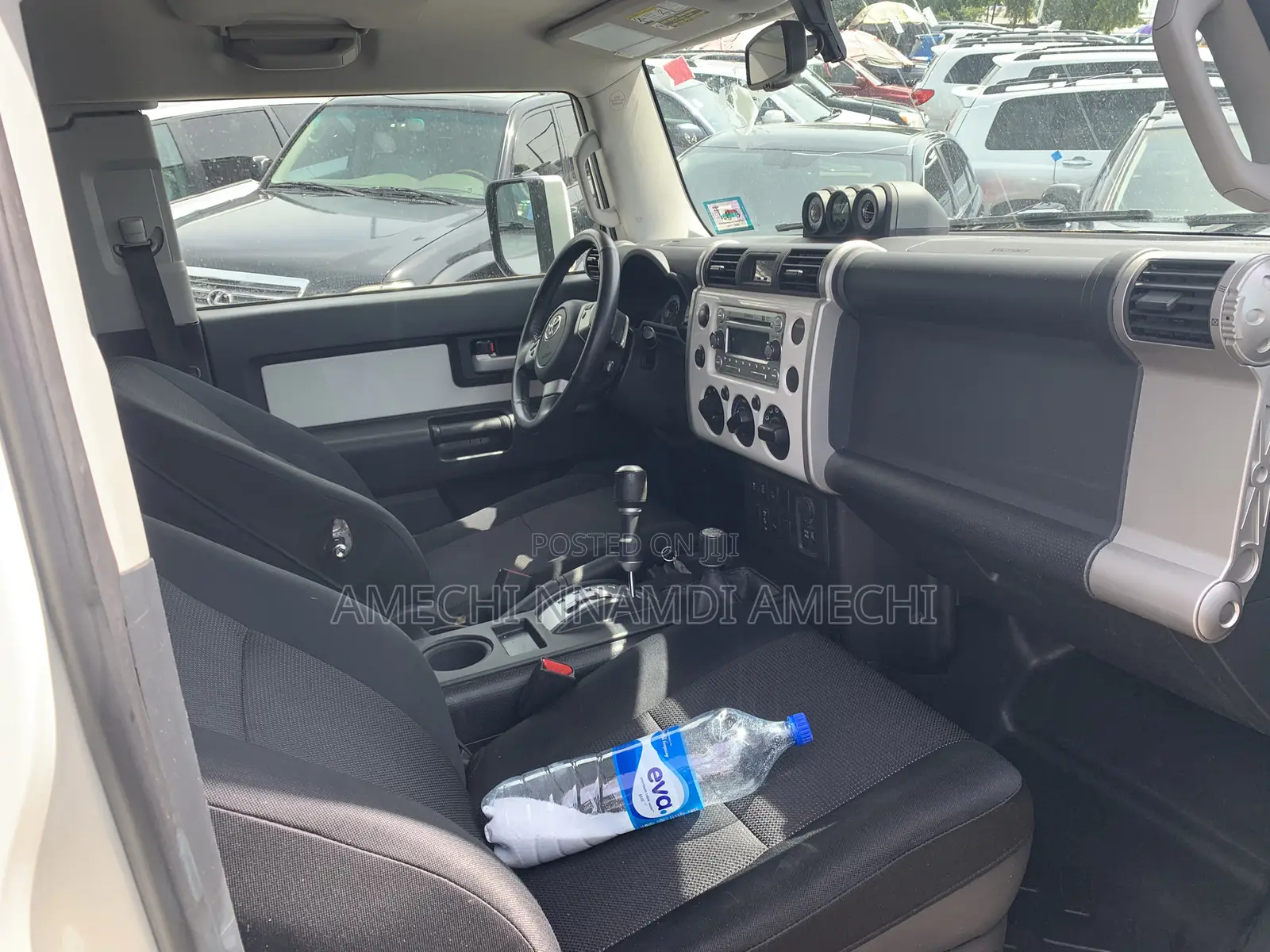 Toyota FJ Cruiser 2015 White