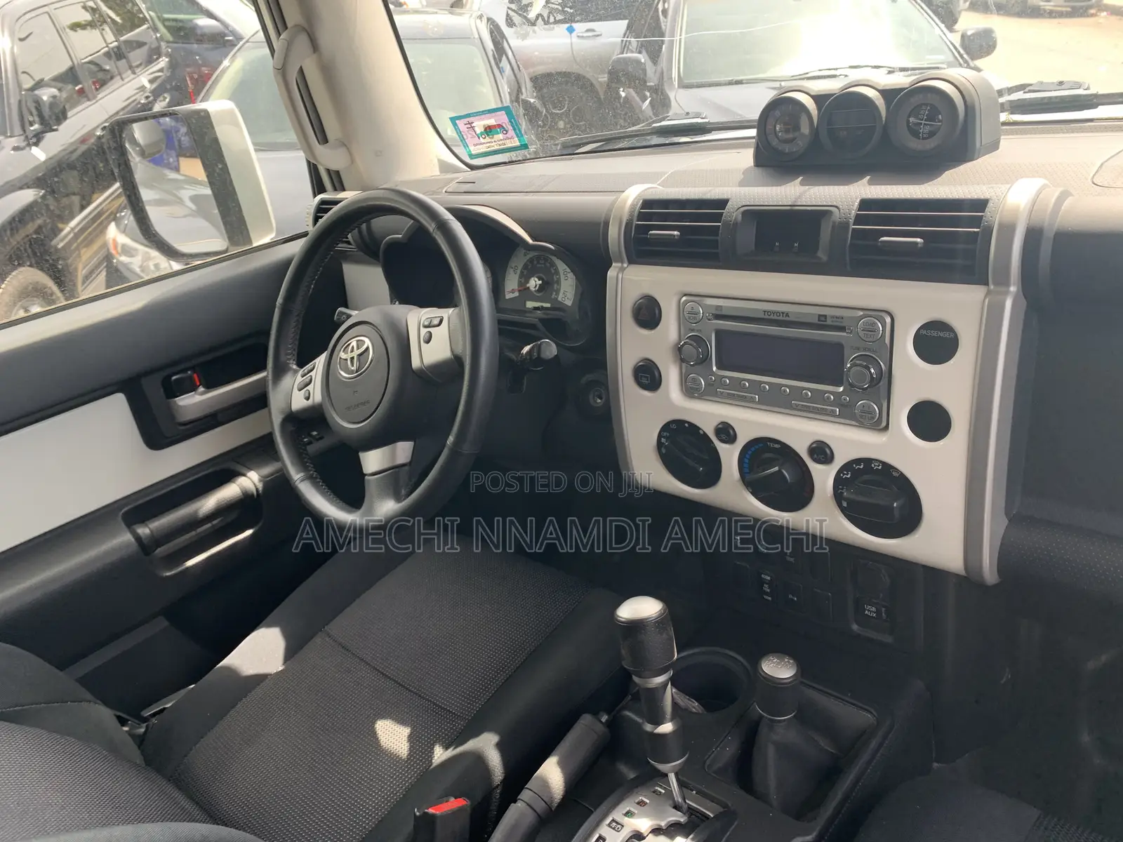Toyota FJ Cruiser 2015 White