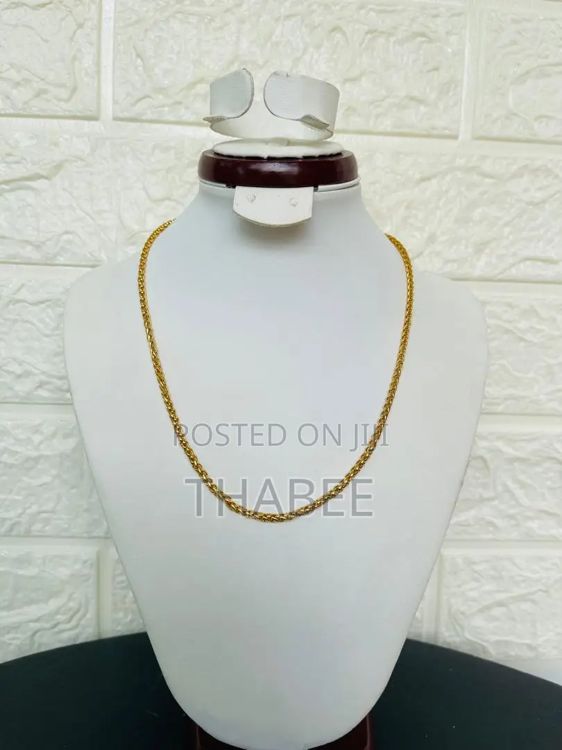Non Tarnish Gold Replica Chains