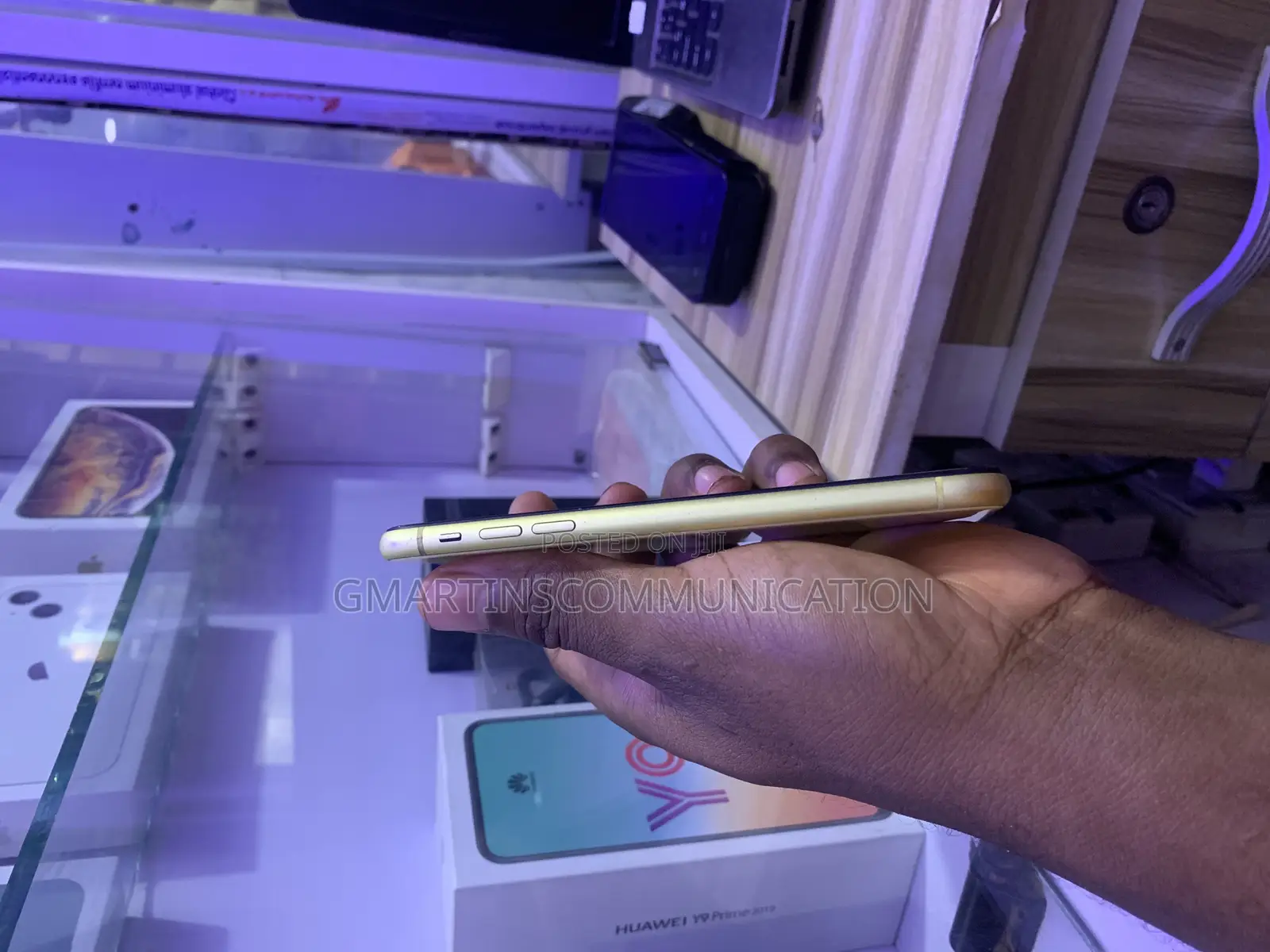 Apple iPhone 11 128 GB Yellow