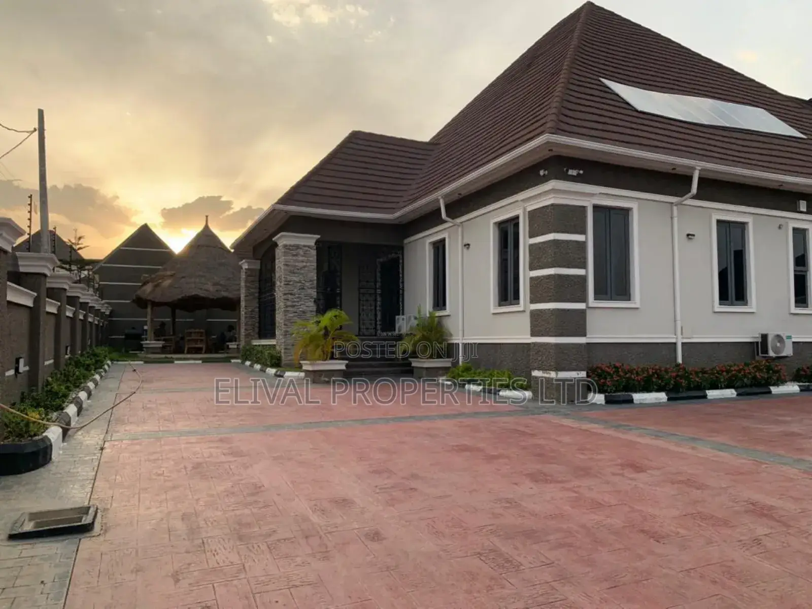 3 Bbedroom Serviced Apartment