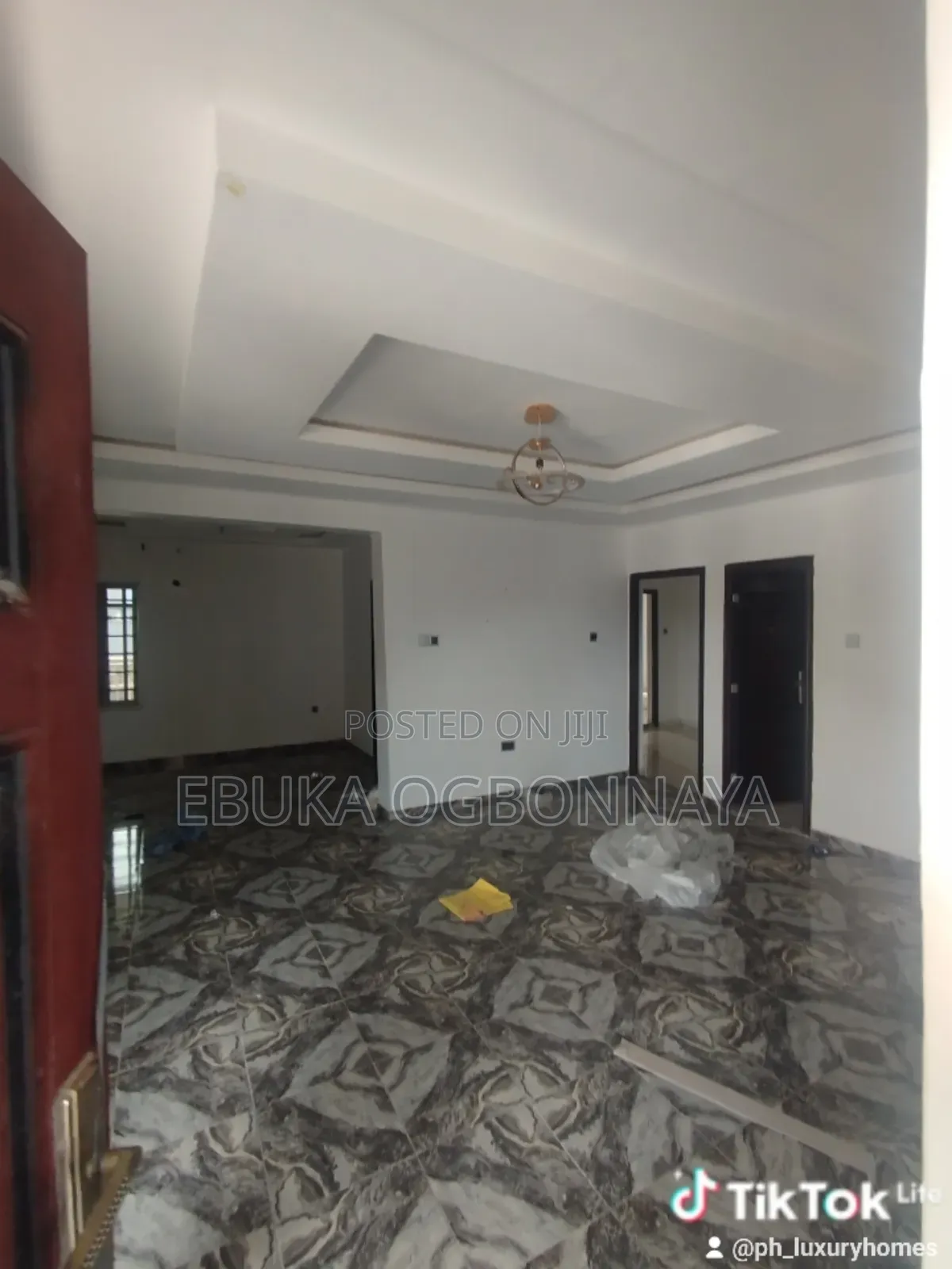 2bdrm Block of Flats in Sars Road,, Obio-Akpor for rent
