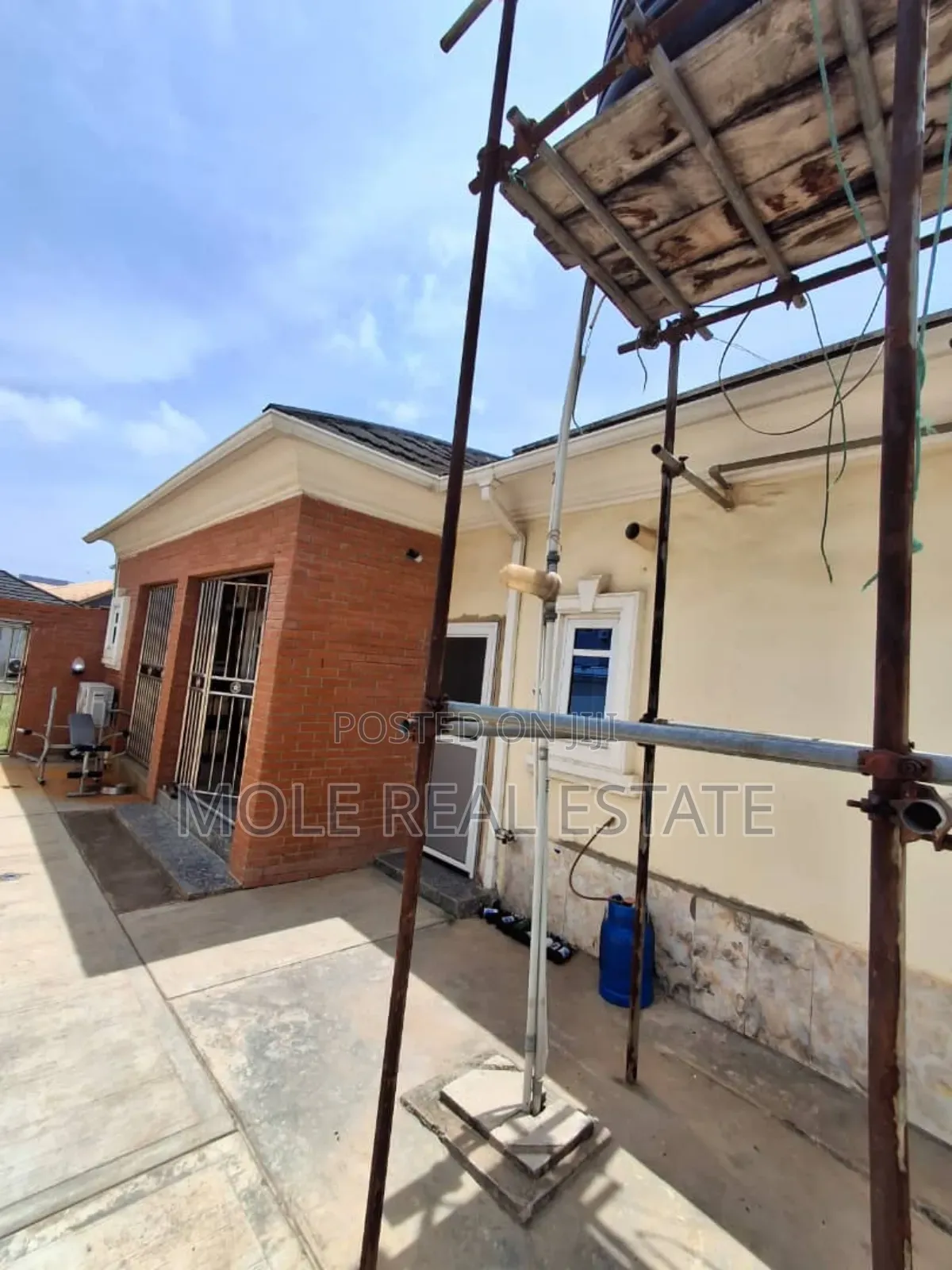 Furnished 3bdrm Bungalow in Fagbile Estate Ikoyi for sale
