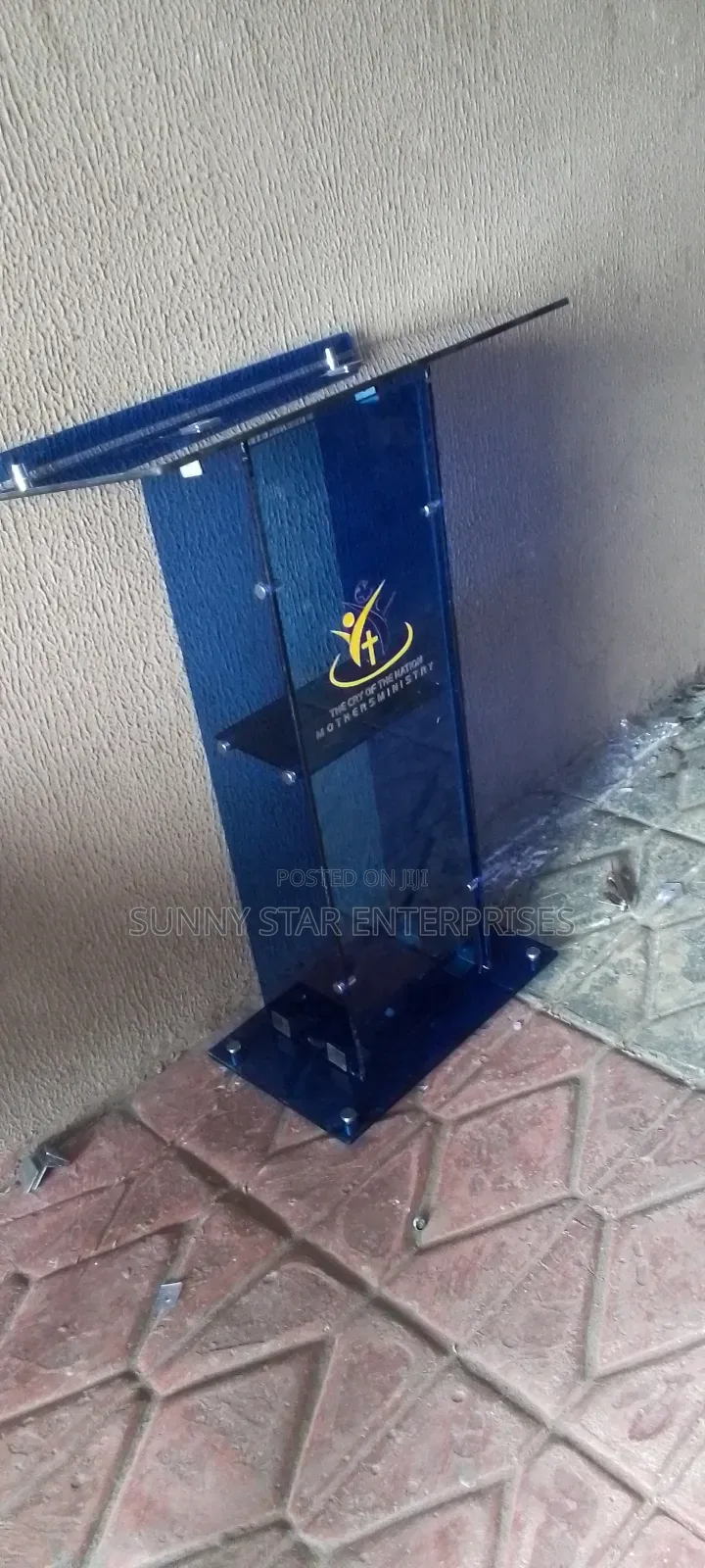 Quality Executive Blue Glass Pulpit for Church
