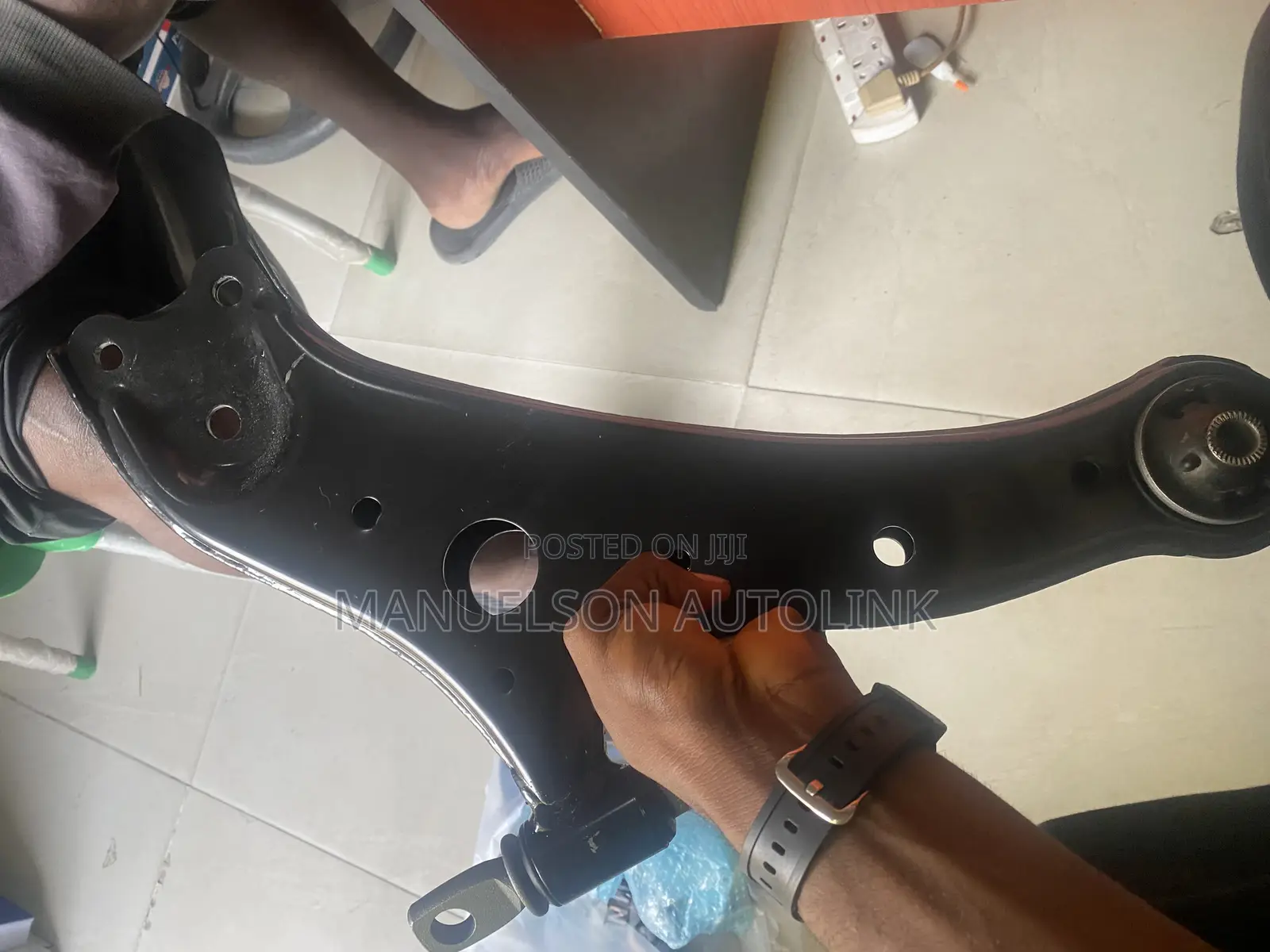 Lower Arm for Venza ,Rx350,Highlander ,Corolla